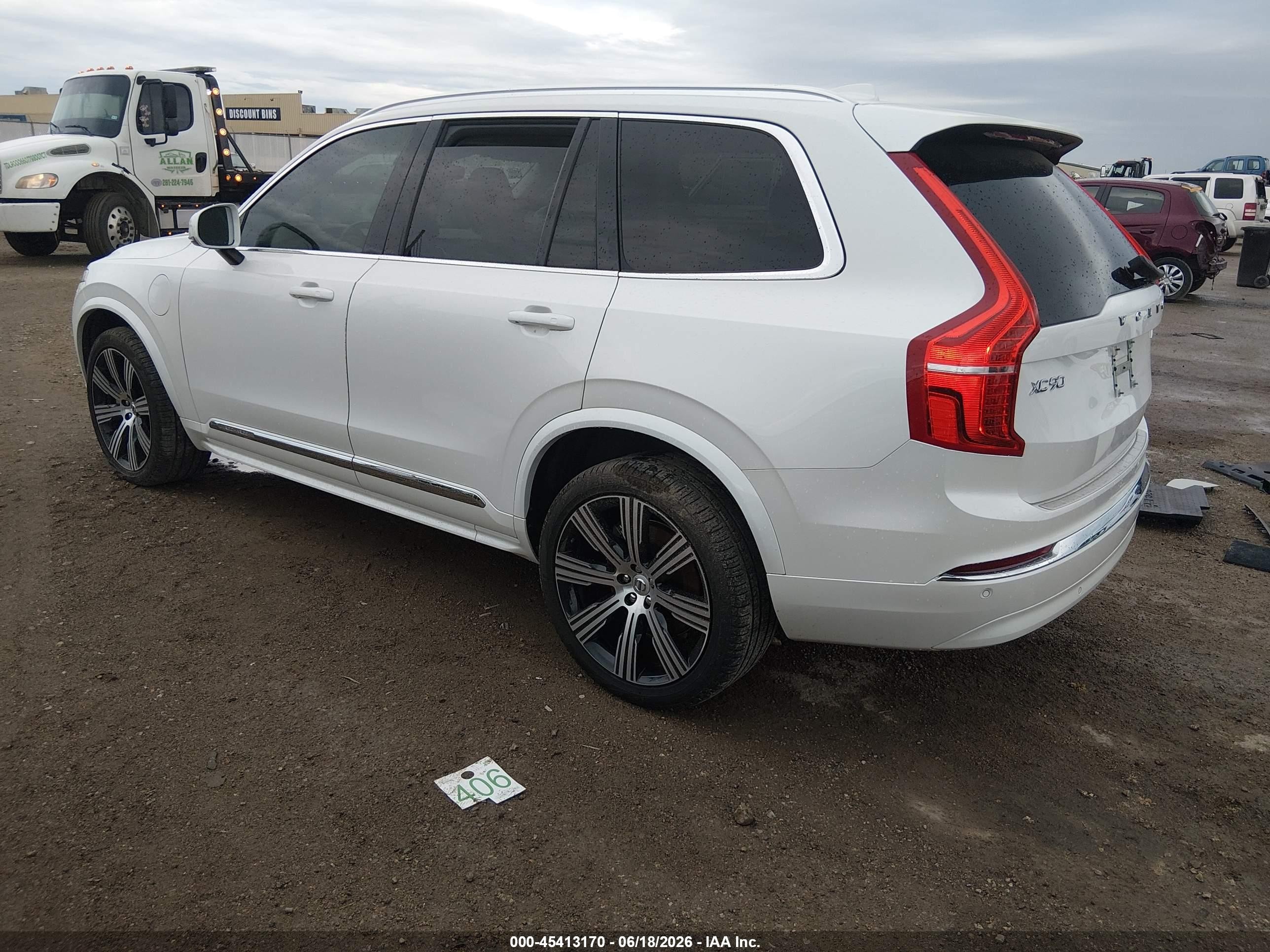 2024 Volvo XC90 Recharge VIN YV4H60CK5R1153900 IAAI salvage auction — Electrical, Salvage (Kansas), sold $20,700 on 2026-08-14 (photo 3)