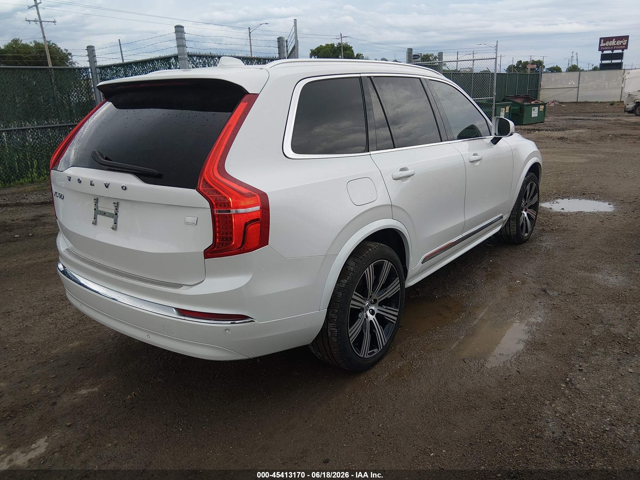 2024 Volvo XC90 Recharge VIN YV4H60CK5R1153900 IAAI salvage auction — Electrical, Salvage (Kansas), sold $20,700 on 2026-08-14 (photo 4)