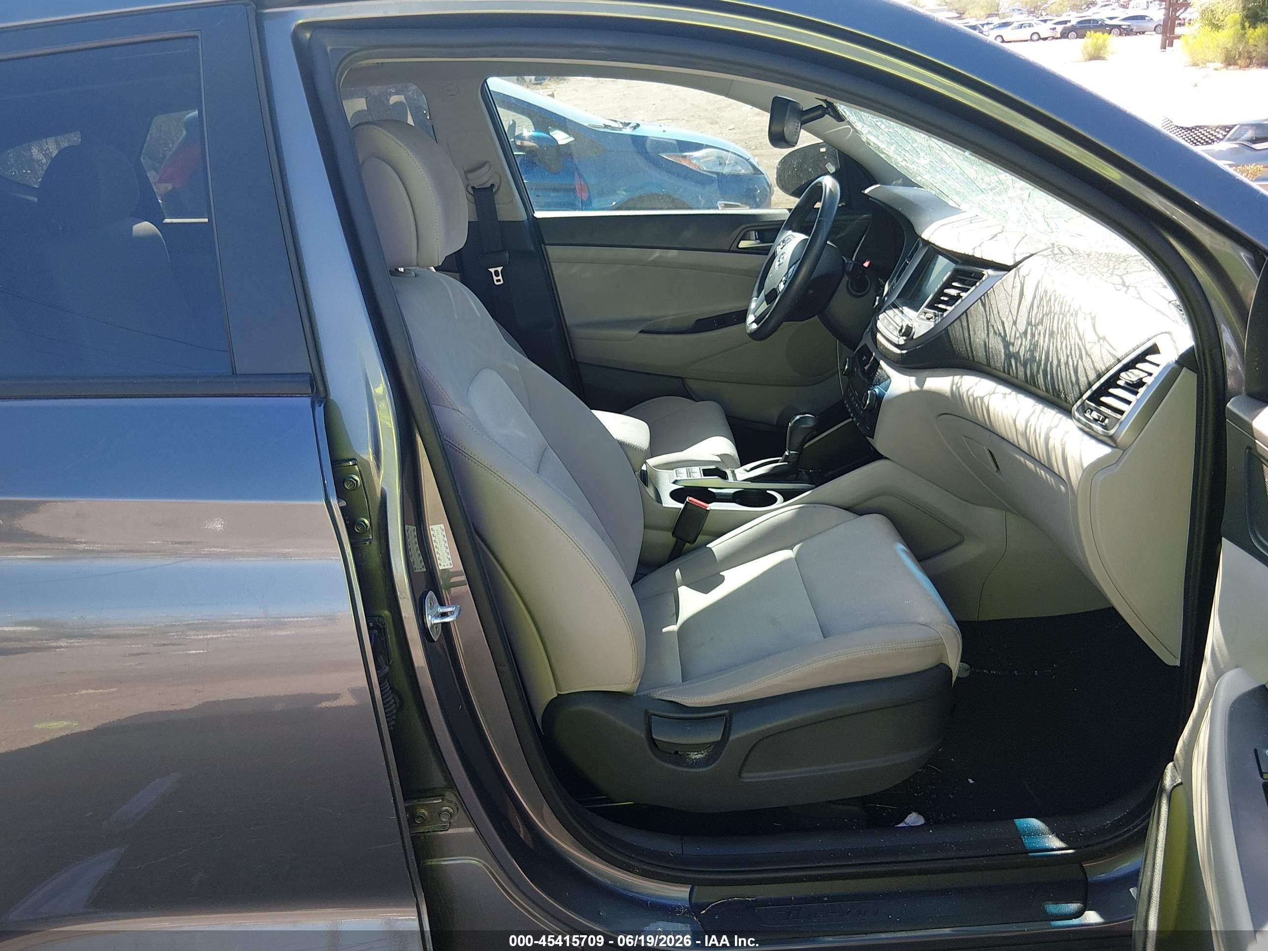 2018 Hyundai Tucson VIN KM8J33A29JU752072 IAAI salvage auction — Front End, Salvage (Arizona), sold $3,750 on 2026-07-09 (photo 5)