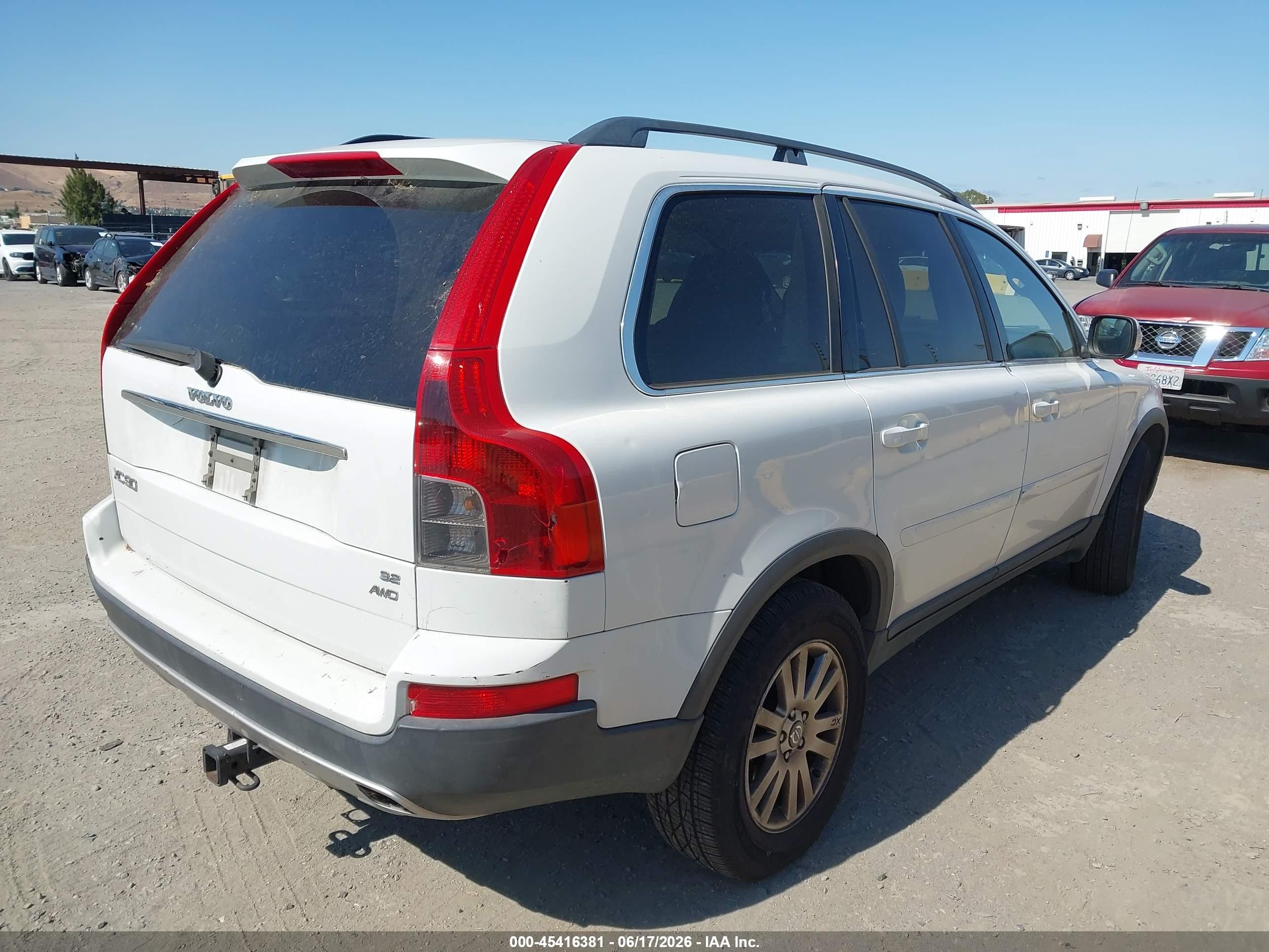 2008 Volvo XC90 VIN YV4CZ982981445112 IAAI salvage auction — Normal Wear, Clear - Dealer Only (California), sold $425 on 2026-07-02 (photo 4)