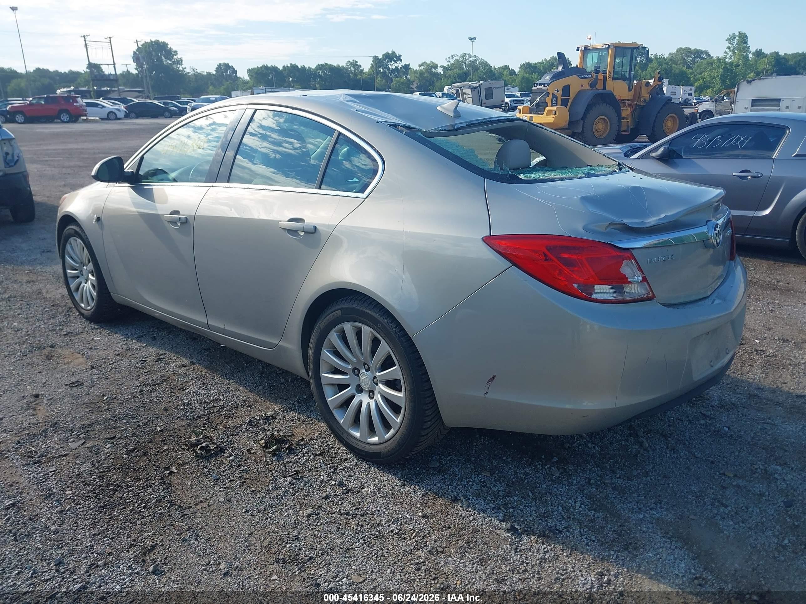 2011 Buick Regal VIN W04GP5EC1B1051833 IAAI salvage auction — Rear End, Salvage (Indiana), sold $1,400 on 2024-05-24 (photo 3)