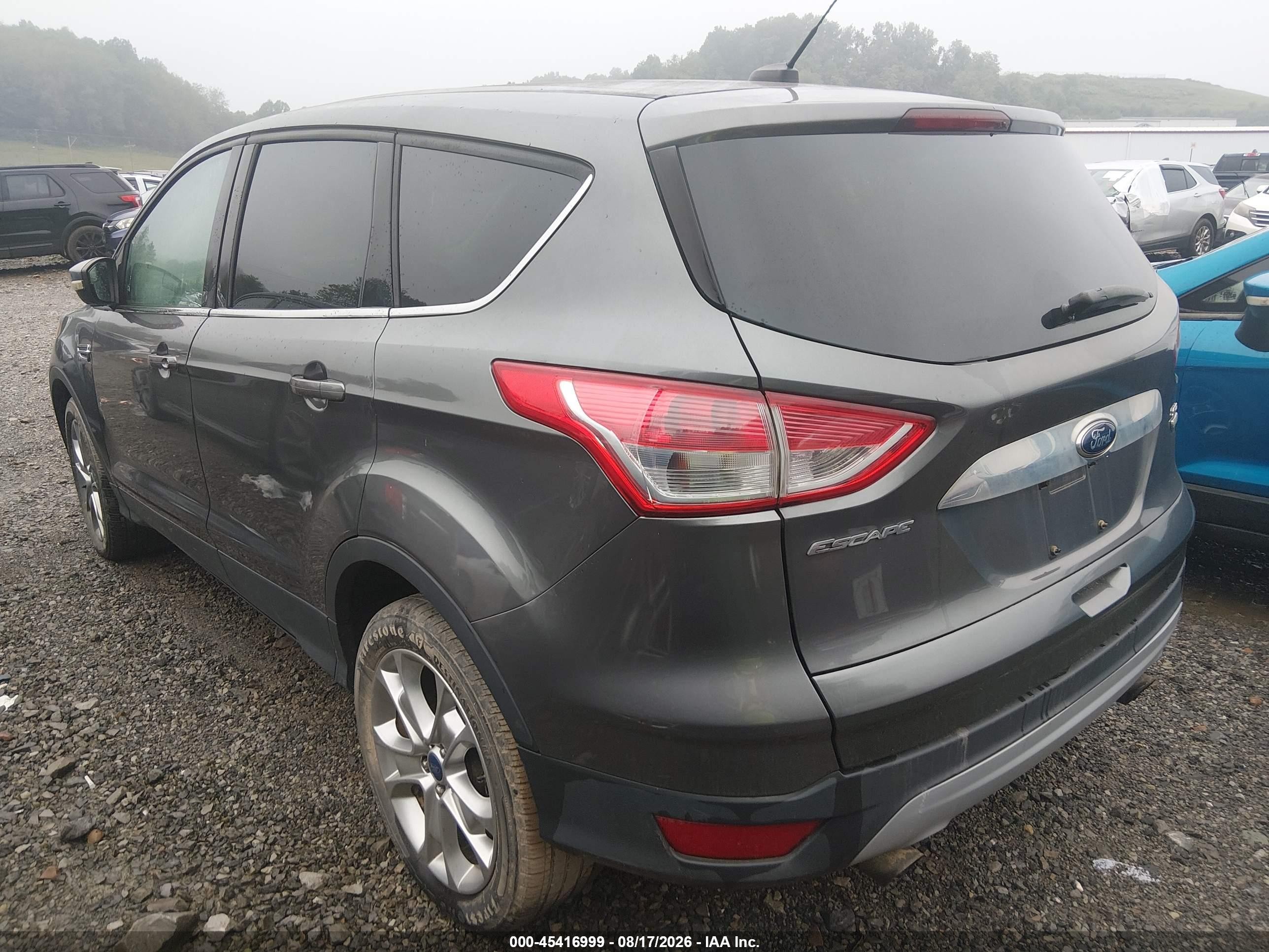 2013 Ford Escape VIN 1FMCU9H95DUC96023 IAAI salvage auction — Front End, Non-Repairable Certificate (West Virginia), sold $250 on 2026-10-02 (photo 3)