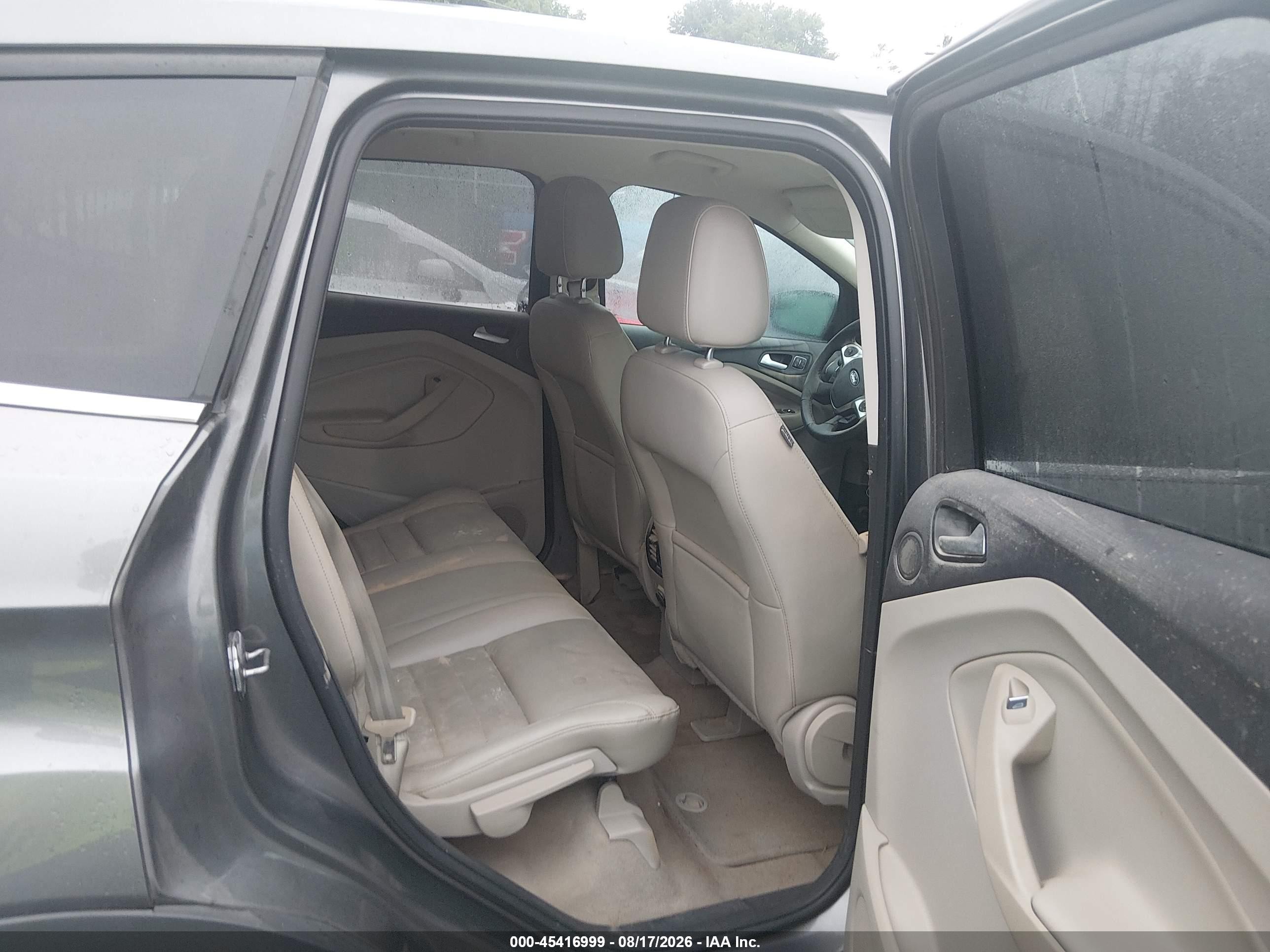 2013 Ford Escape VIN 1FMCU9H95DUC96023 IAAI salvage auction — Front End, Non-Repairable Certificate (West Virginia), sold $250 on 2026-10-02 (photo 8)
