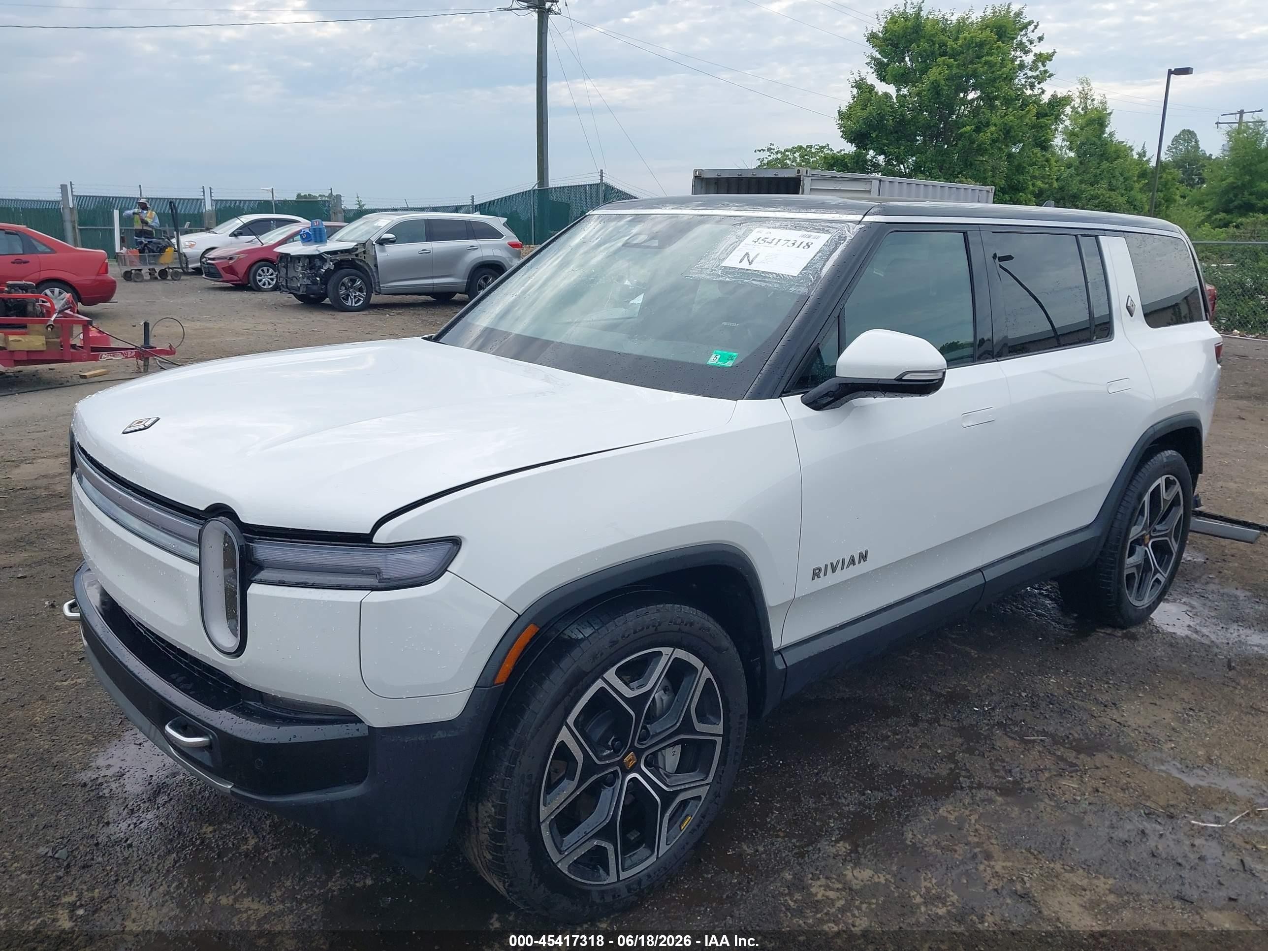 2025 Rivian R1s VIN 7PDSGBBA6SN047196 IAAI salvage auction — Rear End, Salvage (Virginia), sold $23,000 on 2026-08-17 (photo 2)