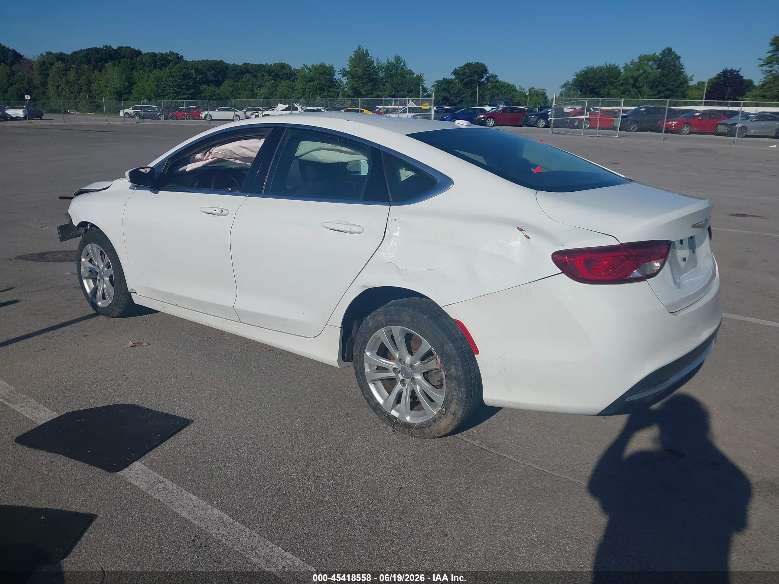 2015 Chrysler 200 VIN 1C3CCCAB7FN585908 IAAI salvage auction — Front End, Clear (Indiana), sold $675 on 2026-10-11 (photo 3)