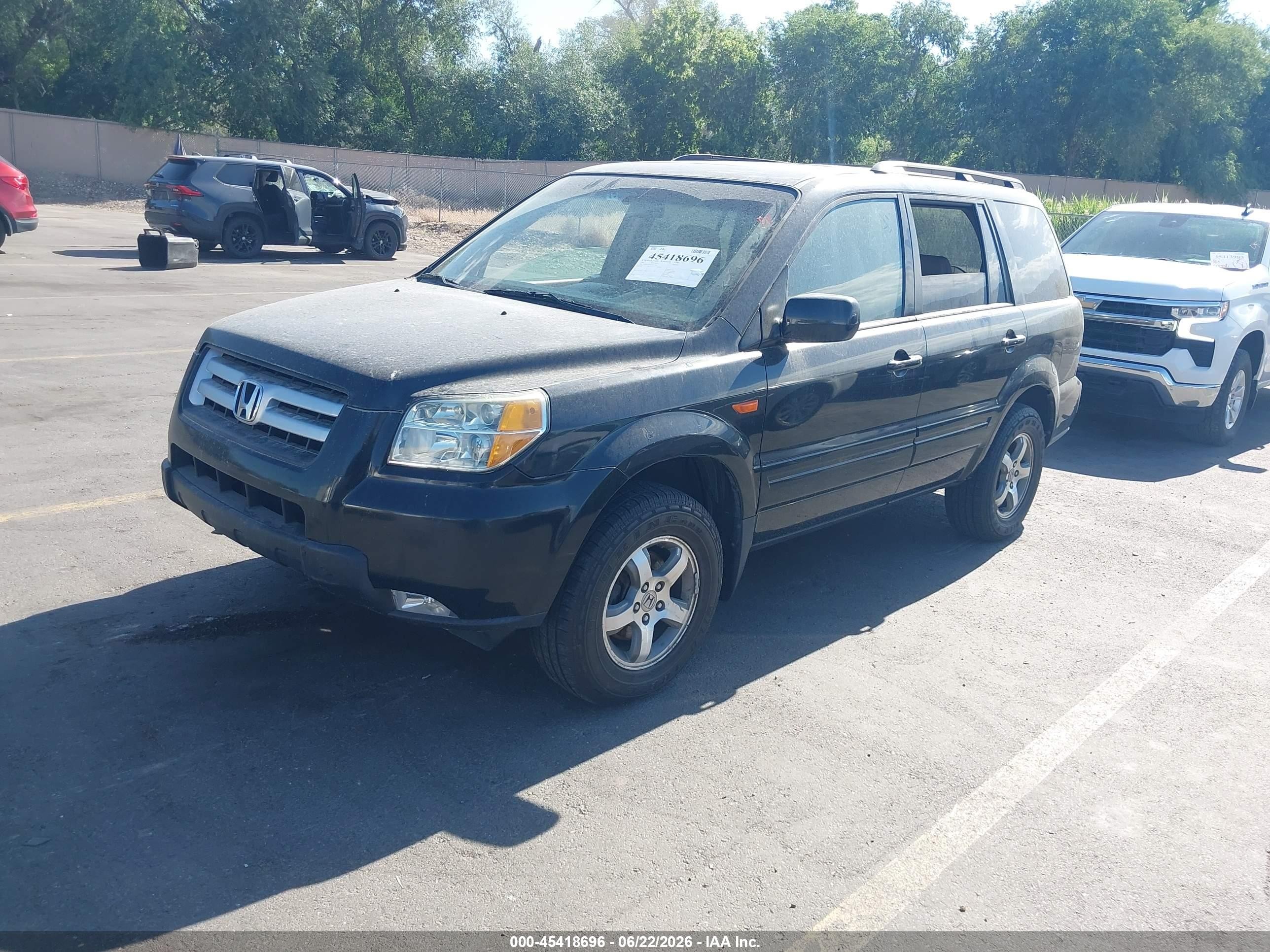 2007 Honda Pilot VIN 5FNYF18797B032885 IAAI salvage auction — Normal Wear, Clear (Utah), sold $350 on 2026-07-09 (photo 2)