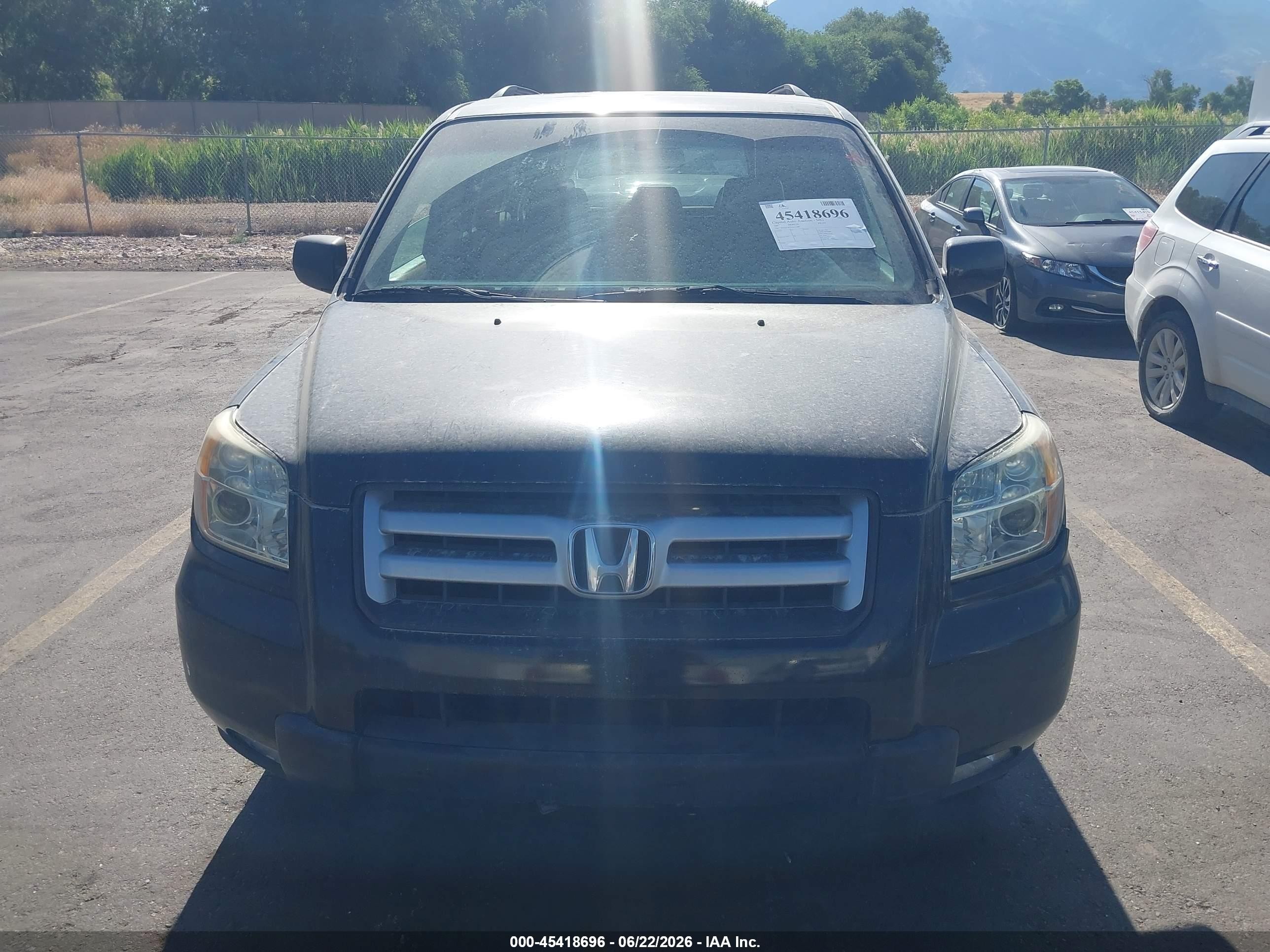2007 Honda Pilot VIN 5FNYF18797B032885 IAAI salvage auction — Normal Wear, Clear (Utah), sold $350 on 2026-07-09 (photo 6)