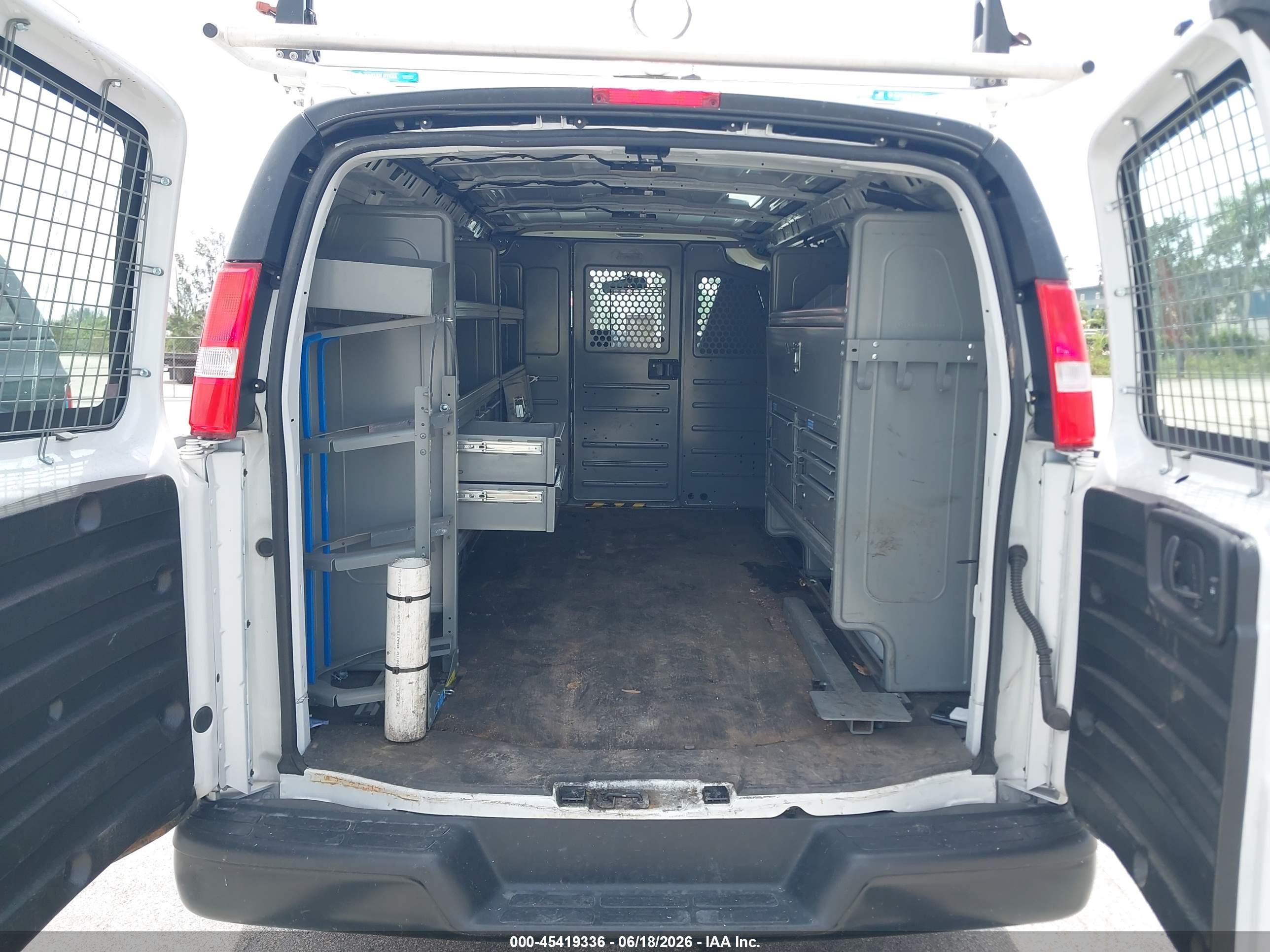 2024 Chevrolet Express VIN 1GCWGAF78R1179279 IAAI salvage auction — All Over, Salvage - Greater Than 75% (Maryland), sold $1,300 on 2026-07-02 (photo 8)