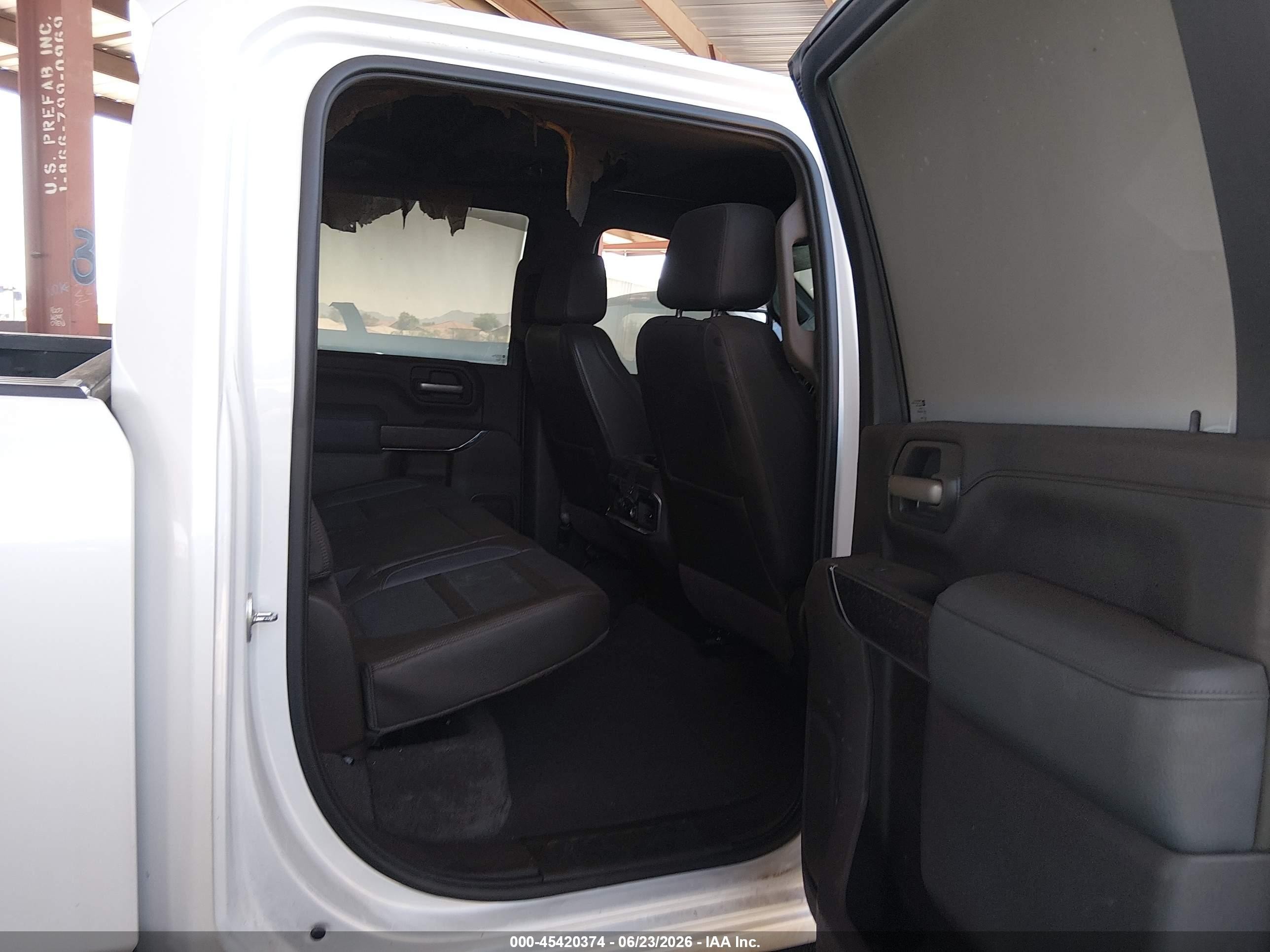 2022 Gmc VIN 1GT49WEYXNF107876 IAAI salvage auction — Burn Interior, Rebuildable (Florida), sold $17,450 on 2026-08-11 (photo 7)