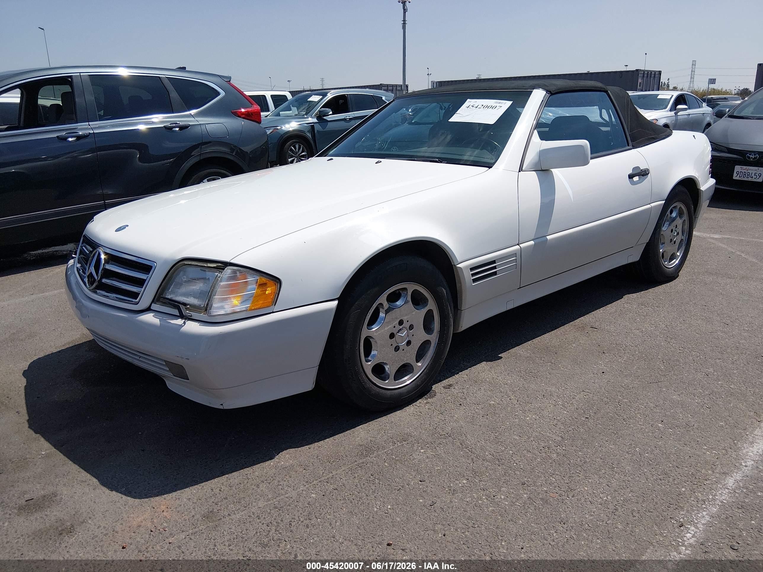 1995 Mercedes-Benz SL-Class VIN WDBFA67E0SF125607 IAAI salvage auction — Normal Wear, Clear - Dealer Only (California), sold $3,000 on 2026-07-02 (photo 2)