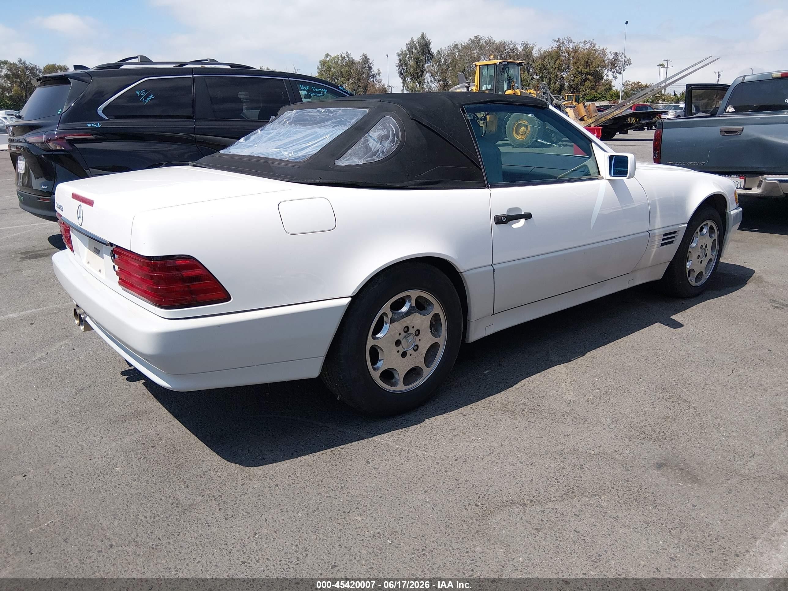 1995 Mercedes-Benz SL-Class VIN WDBFA67E0SF125607 IAAI salvage auction — Normal Wear, Clear - Dealer Only (California), sold $3,000 on 2026-07-02 (photo 4)