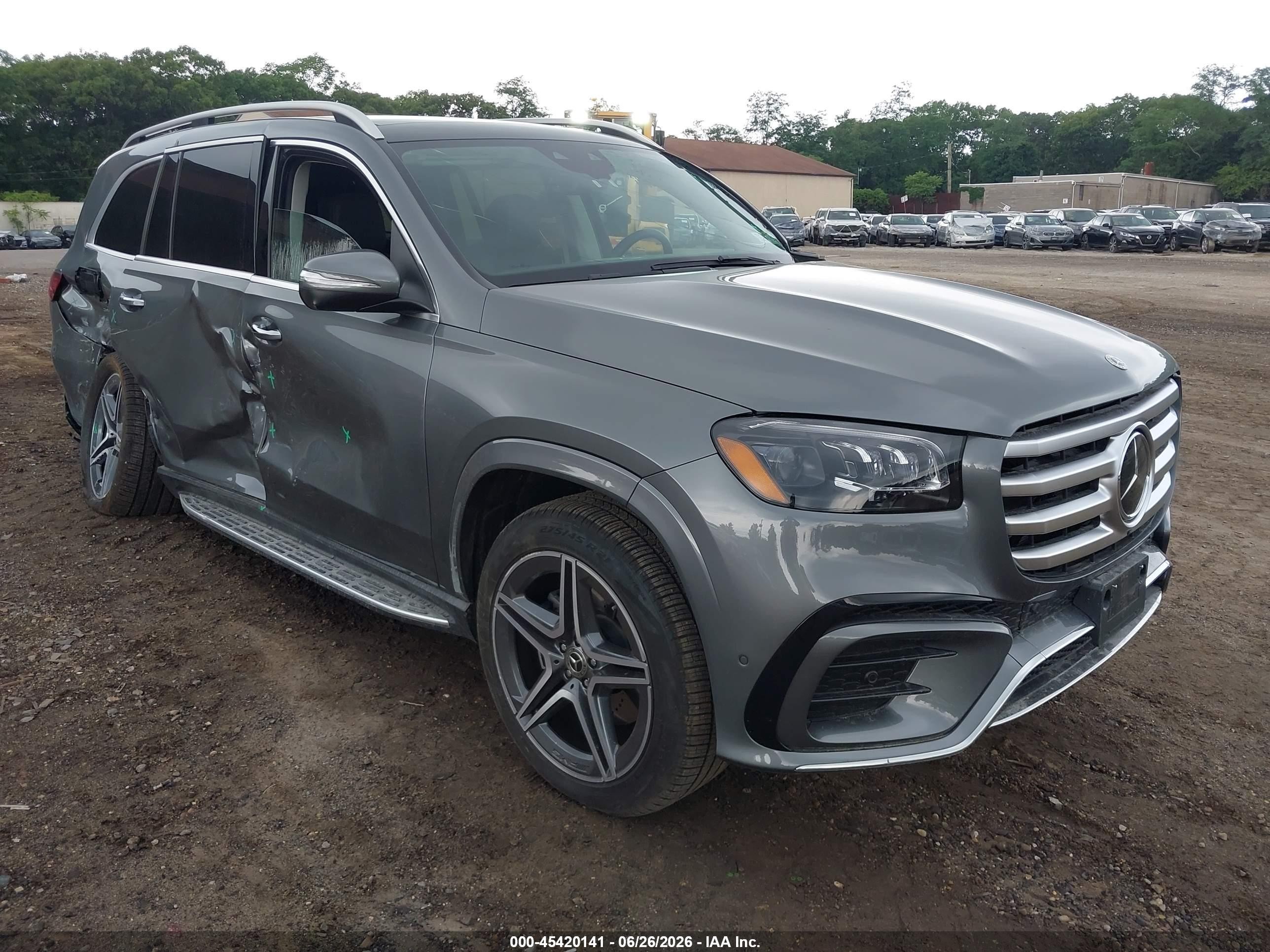 2026 Mercedes-Benz GLS-Class VIN 4JGFF5KE1TB501319 — IAAI salvage auction photo
