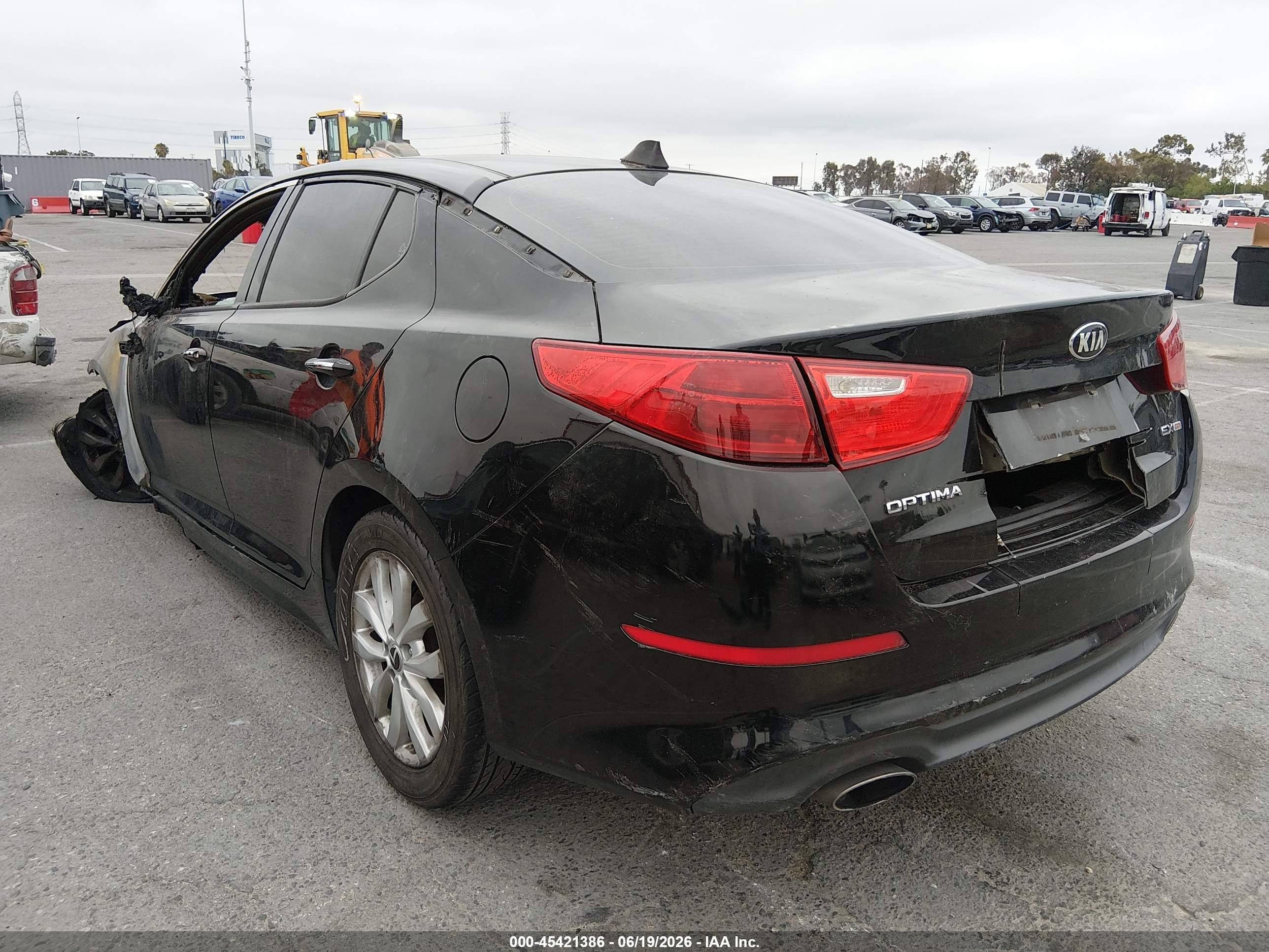 2015 Kia Optima VIN 5XXGN4A7XFG416485 IAAI salvage auction — Unknown, Non-Repairable (California), sold $250 on 2026-07-09 (photo 3)