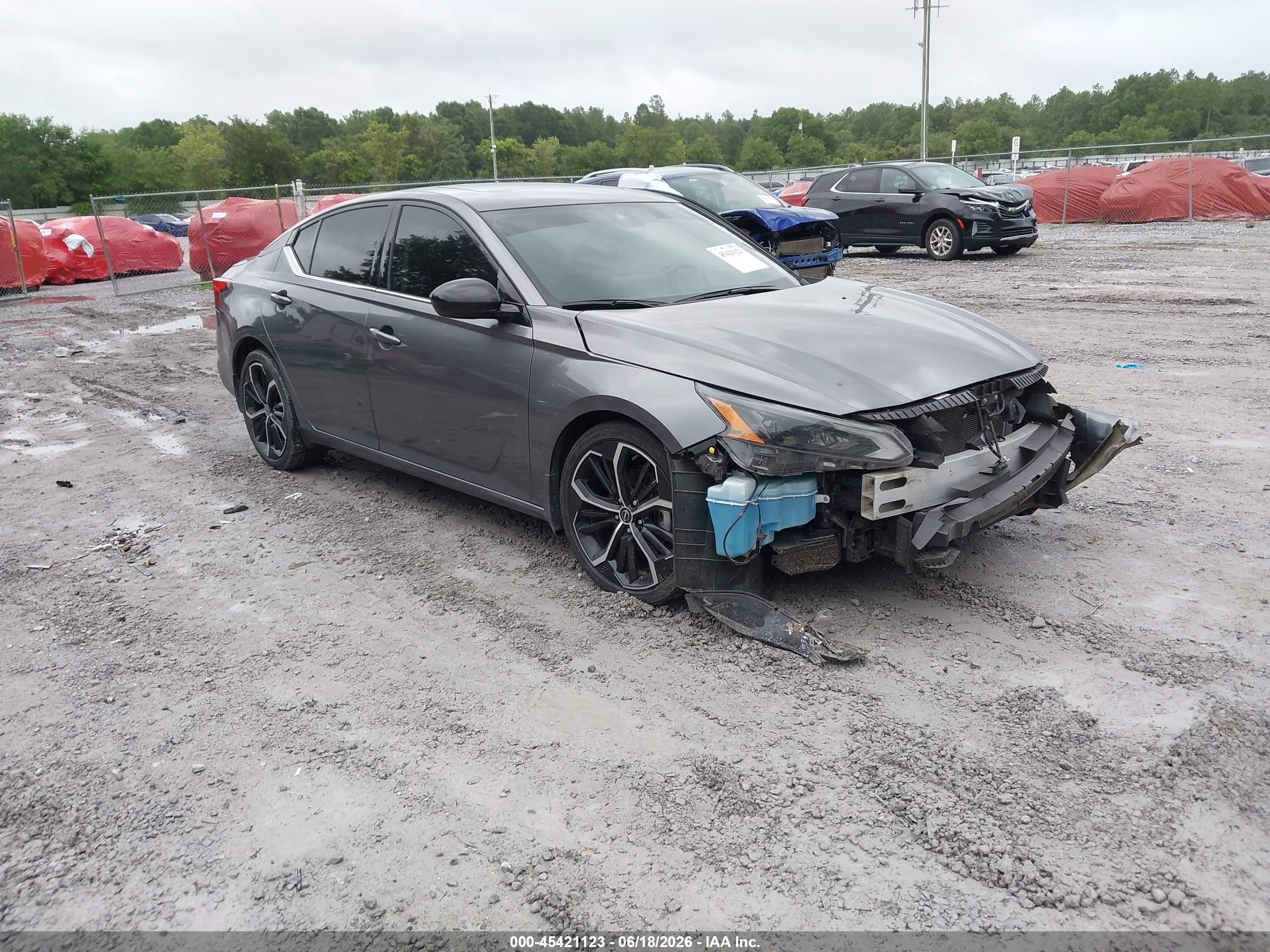 2024 Nissan Altima VIN 1N4BL4CV2RN335944 IAAI salvage auction — Side, Rebuildable (Florida), sold $3,500 on 2026-07-12 (photo 1)