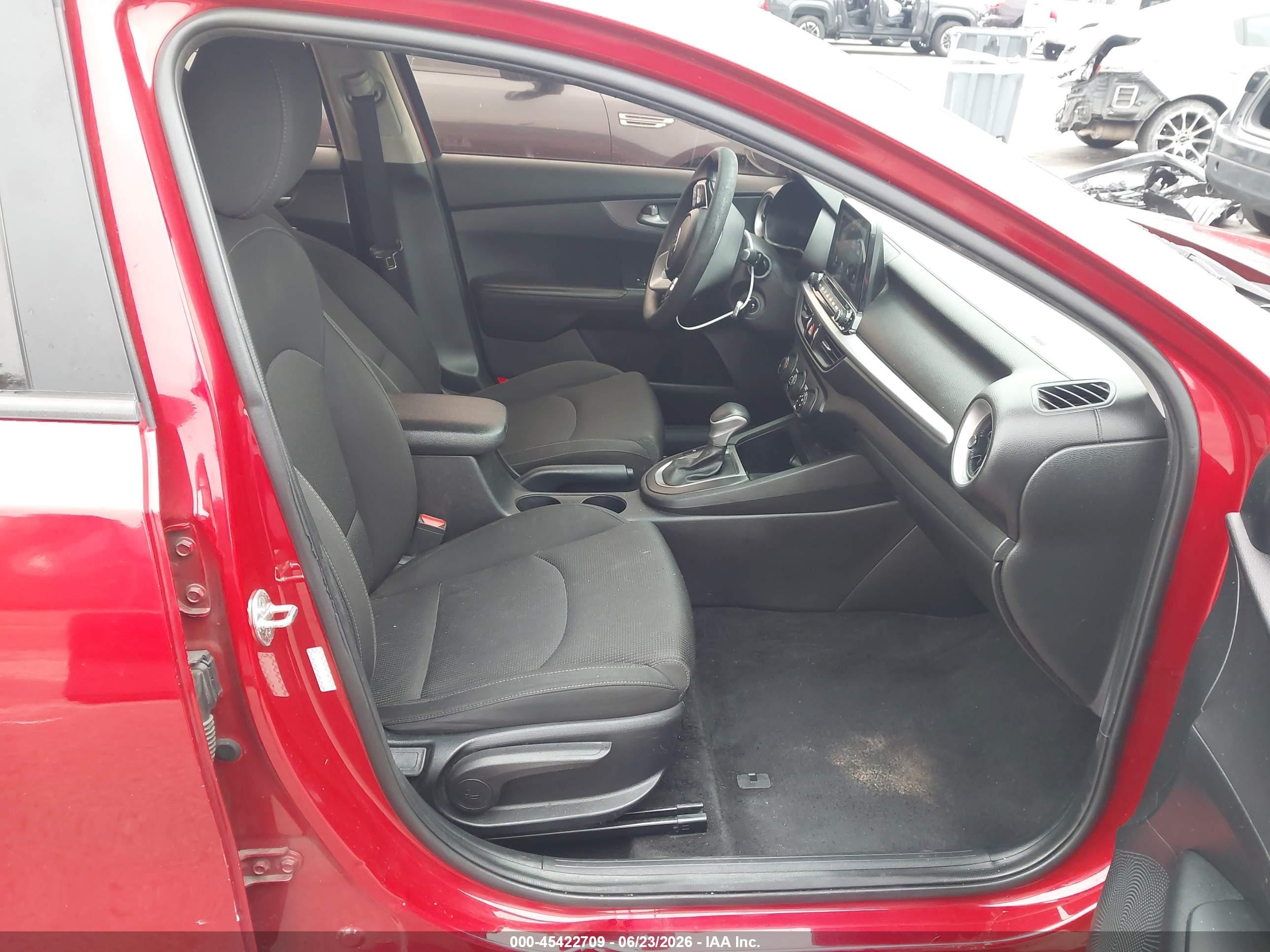 2020 Kia Forte VIN 3KPF24AD2LE205859 IAAI salvage auction — Front & Rear, Salvage (California), sold $3,325 on 2026-07-09 (photo 5)