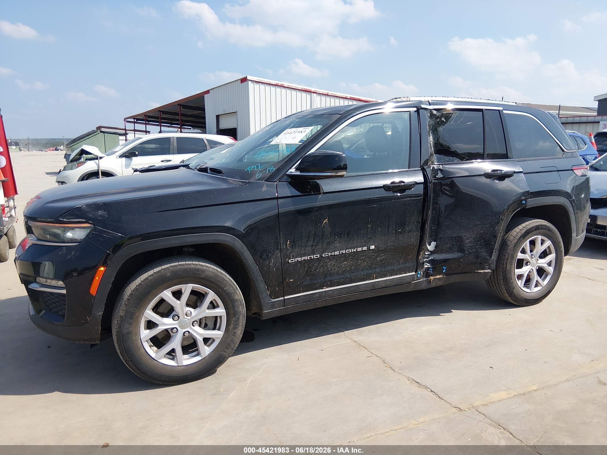 2022 Jeep Grand Cherokee VIN 1C4RJHBG9N8534474 IAAI salvage auction — Side, Original (Texas), sold $10,100 on 2026-09-11 (photo 6)
