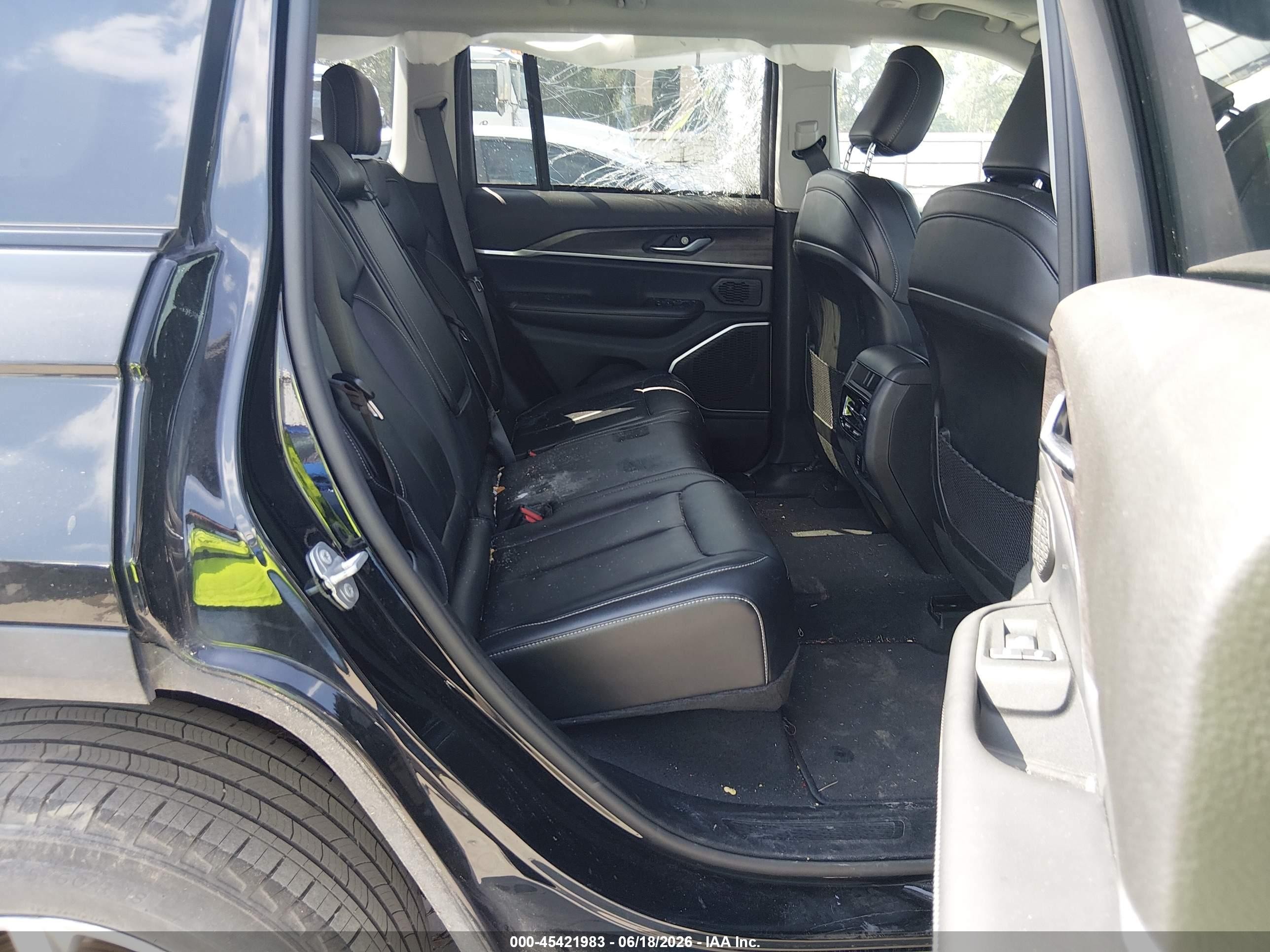 2022 Jeep Grand Cherokee VIN 1C4RJHBG9N8534474 IAAI salvage auction — Side, Original (Texas), sold $10,100 on 2026-09-11 (photo 8)
