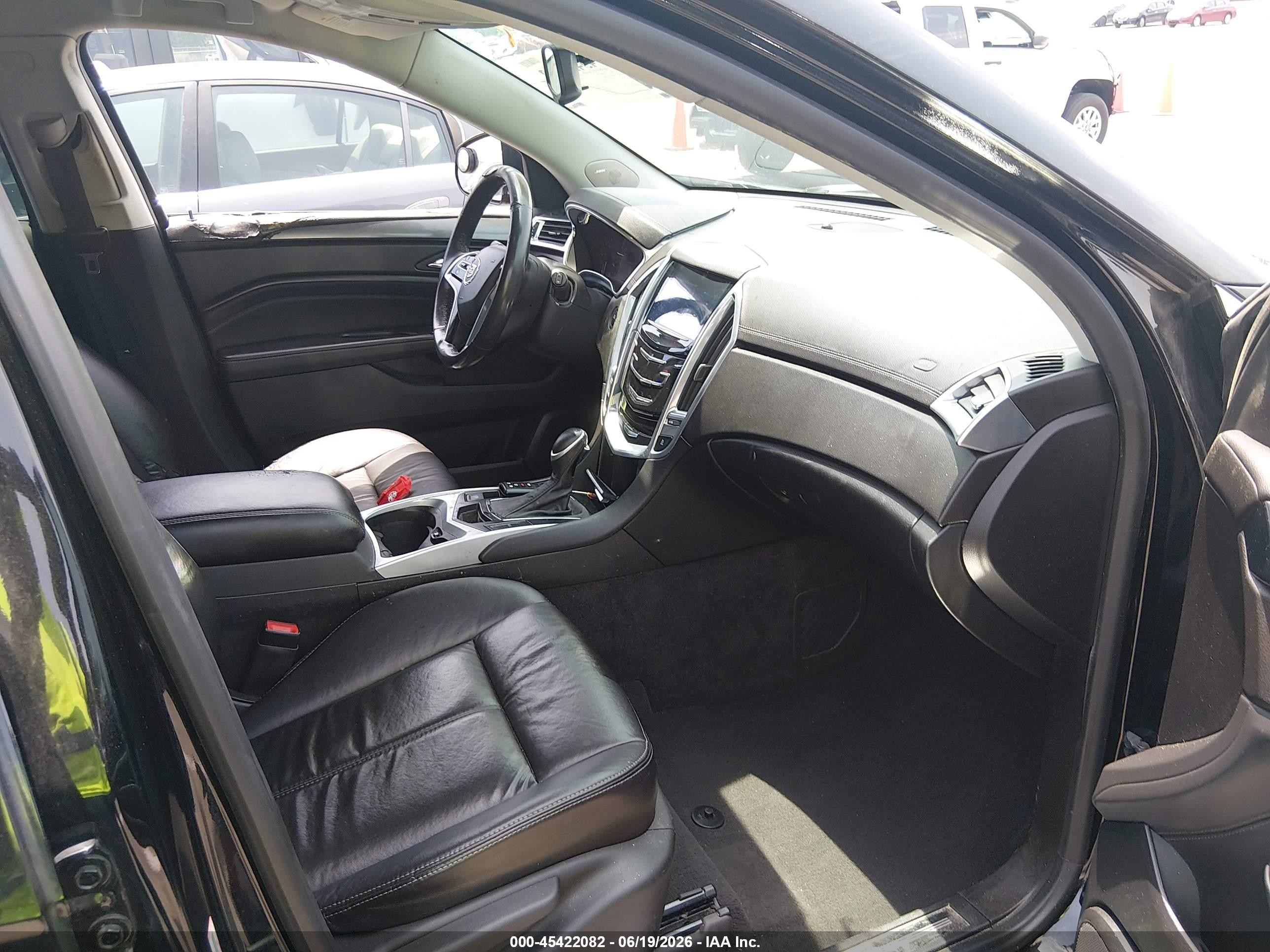 2014 Cadillac Srx VIN 3GYFNAE3XES524254 IAAI salvage auction — Front End, Clear (Tennessee), sold $1,300 on 2026-10-02 (photo 5)