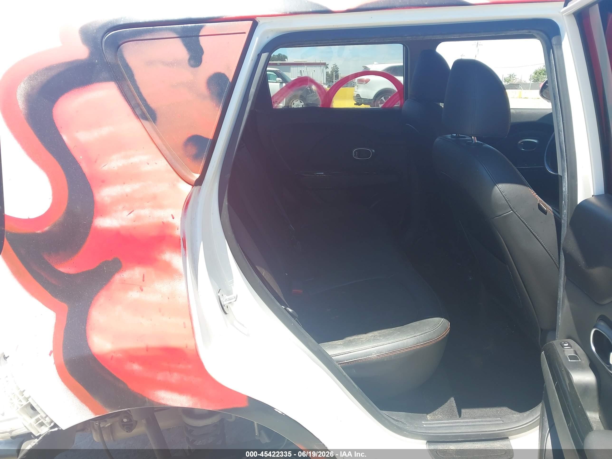 2019 Kia Soul VIN KNDJX3AA8K7019012 IAAI salvage auction — Normal Wear, Clear - Dealer Only (California), sold $550 on 2026-07-09 (photo 8)