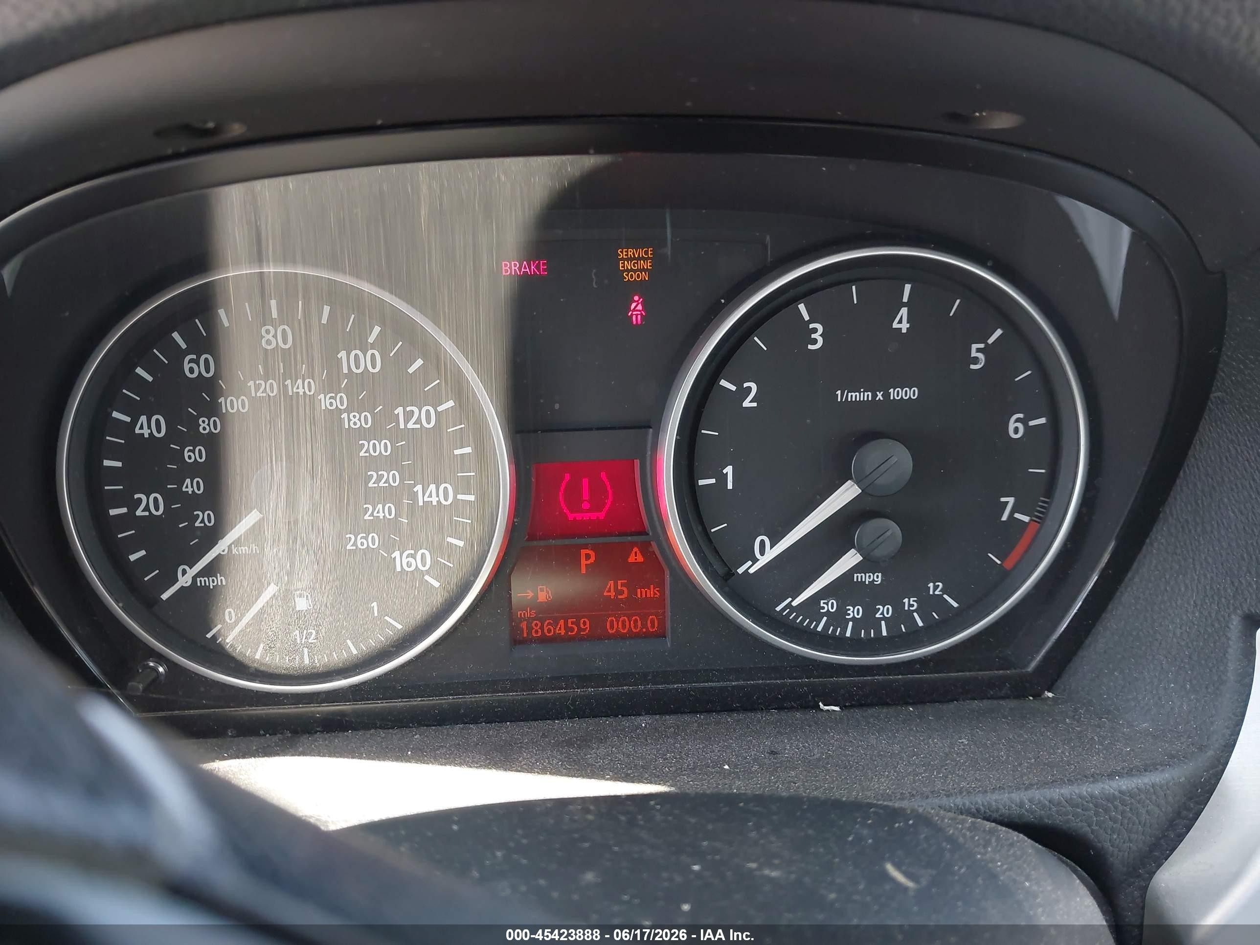 2006 BMW 3 Series VIN WBAVB33546KR72686 IAAI salvage auction — Normal Wear, Clear - Dealer Only (California), sold $375 on 2026-07-09 (photo 7)