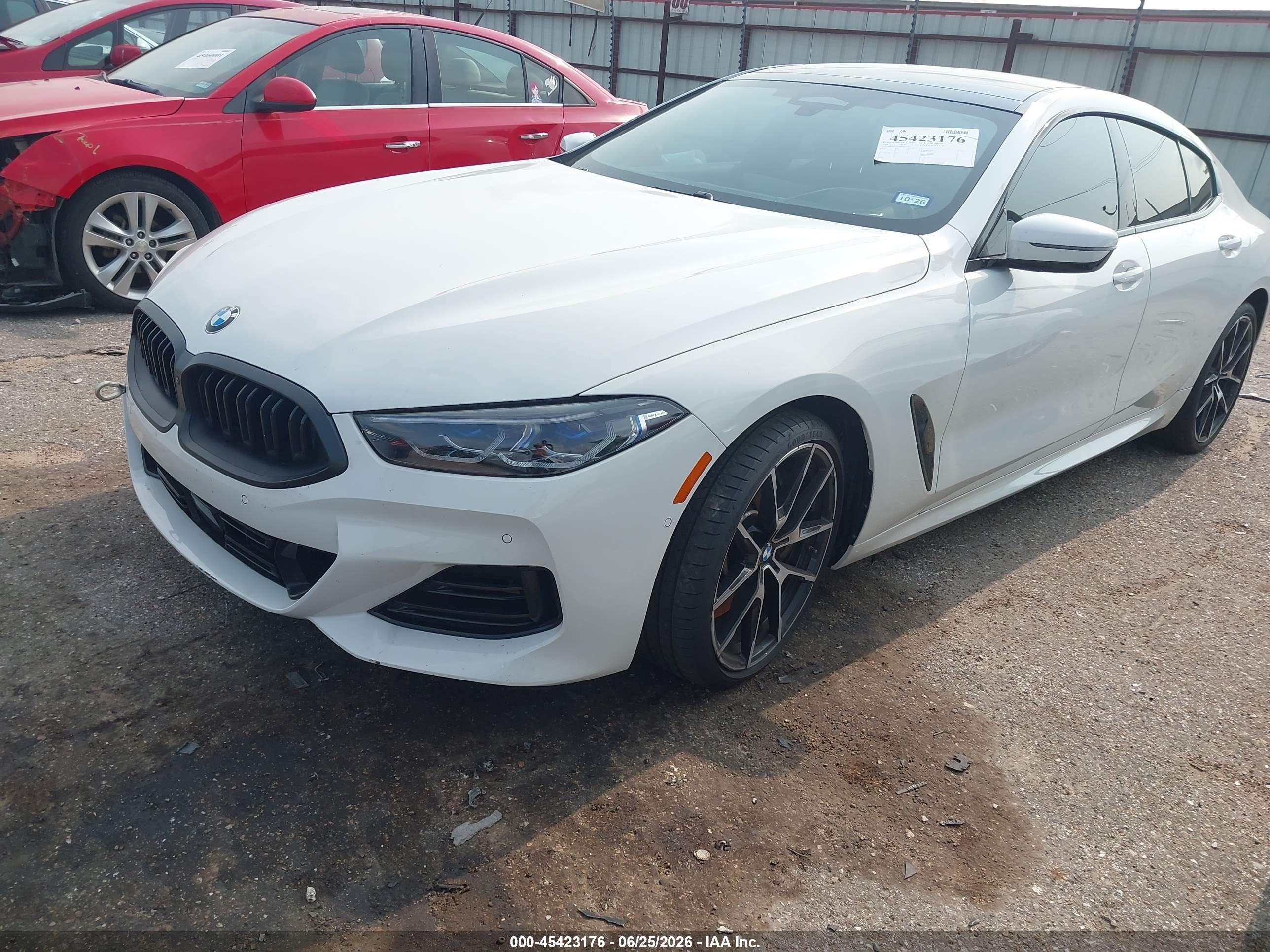 2024 BMW 8er VIN WBAGV2C00RCR92091 IAAI salvage auction — Electrical, Salvage (Texas), sold $31,150 on 2026-08-03 (photo 2)