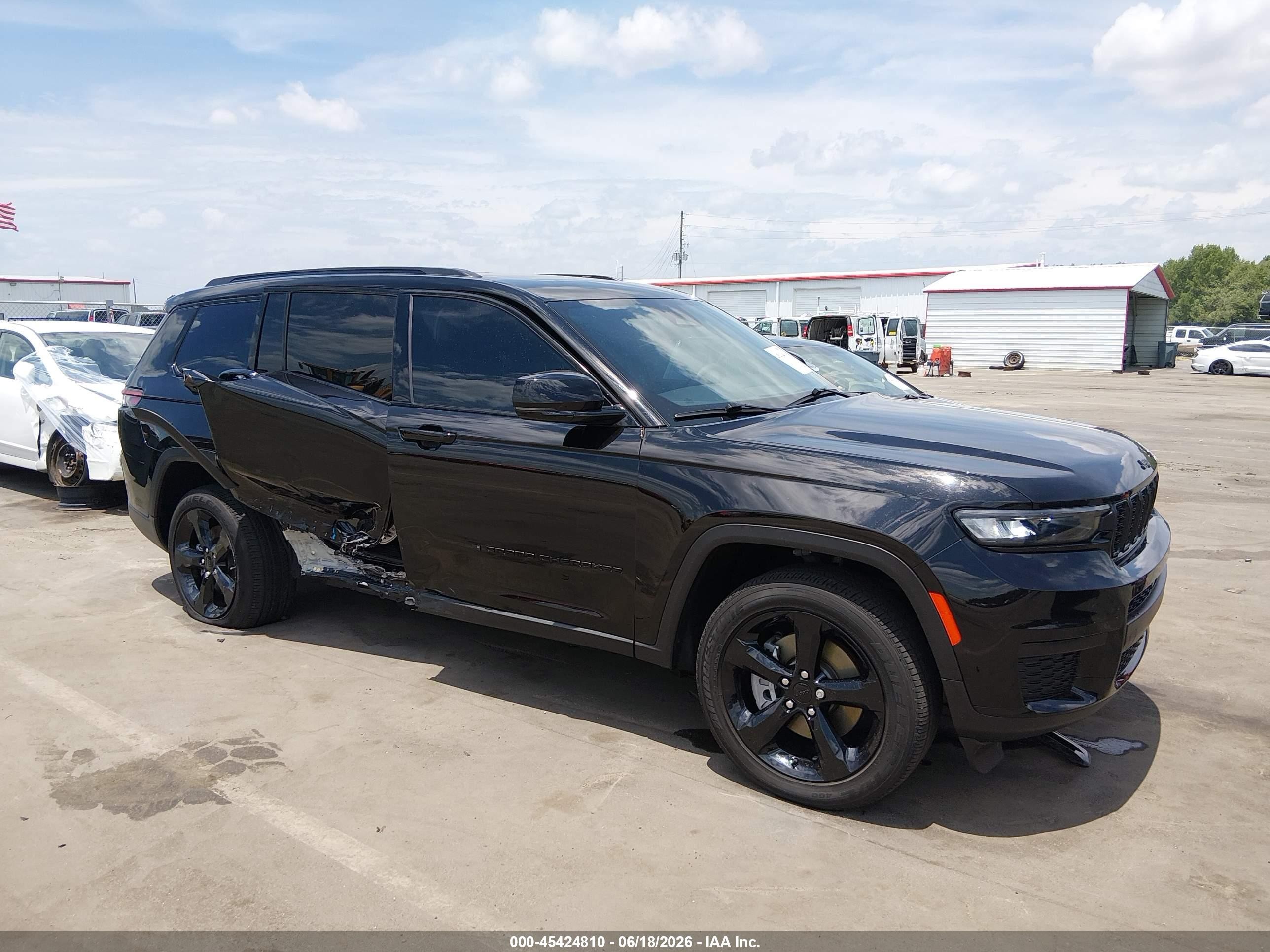 2024 Jeep Grand Cherokee L VIN 1C4RJJAG6R8599913 — IAAI salvage auction photo