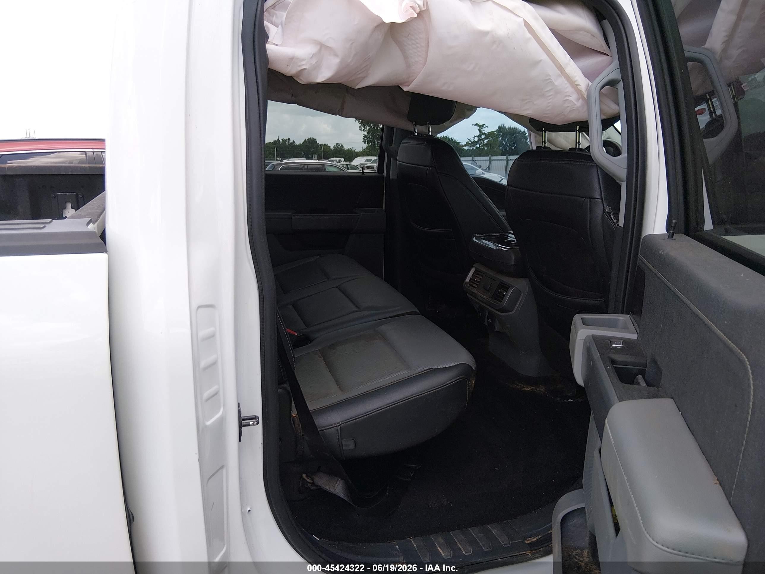 2022 Ford F-150 VIN 1FTFW1E87NFB22274 IAAI salvage auction — Unknown, Salvage (Louisiana), sold $11,000 on 2026-09-25 (photo 8)
