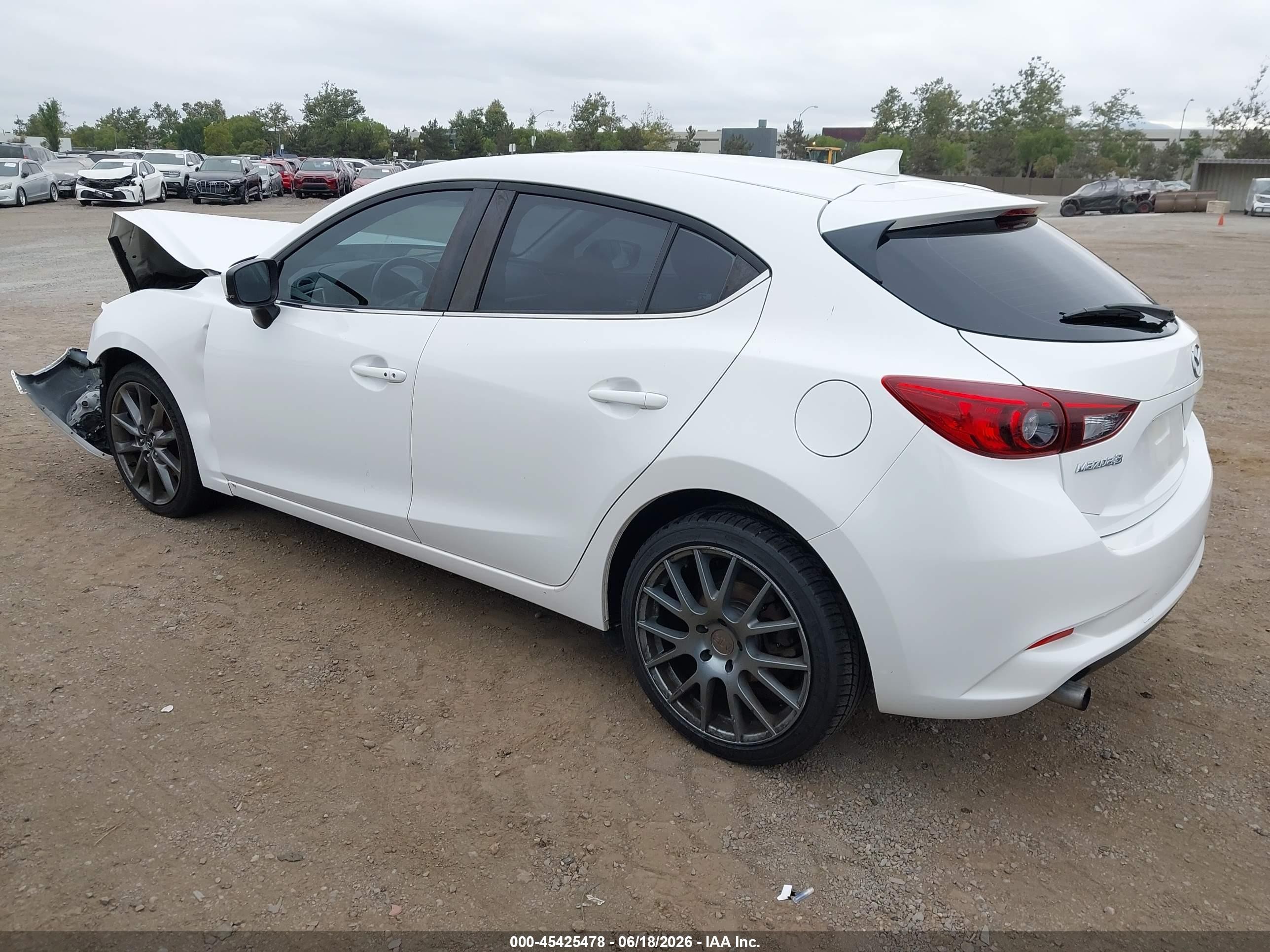 2018 Mazda 3 VIN 3MZBN1L32JM274673 IAAI salvage auction — Unknown, Salvage (California), sold $2,200 on 2026-09-26 (photo 3)