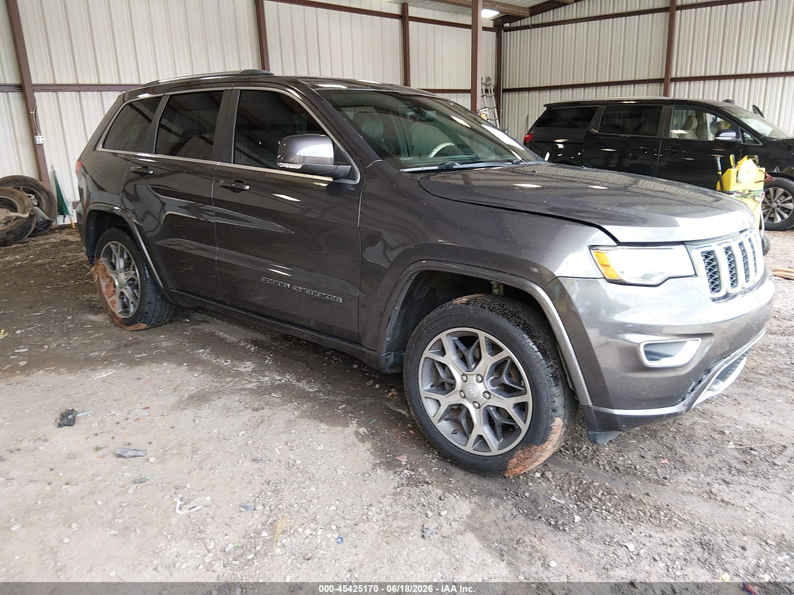 2018 Jeep Grand cherokee VIN 1C4RJEBG6JC113835 IAAI salvage auction — Side, Salvage (Georgia), sold $5,050 on 2026-09-04 (photo 1)