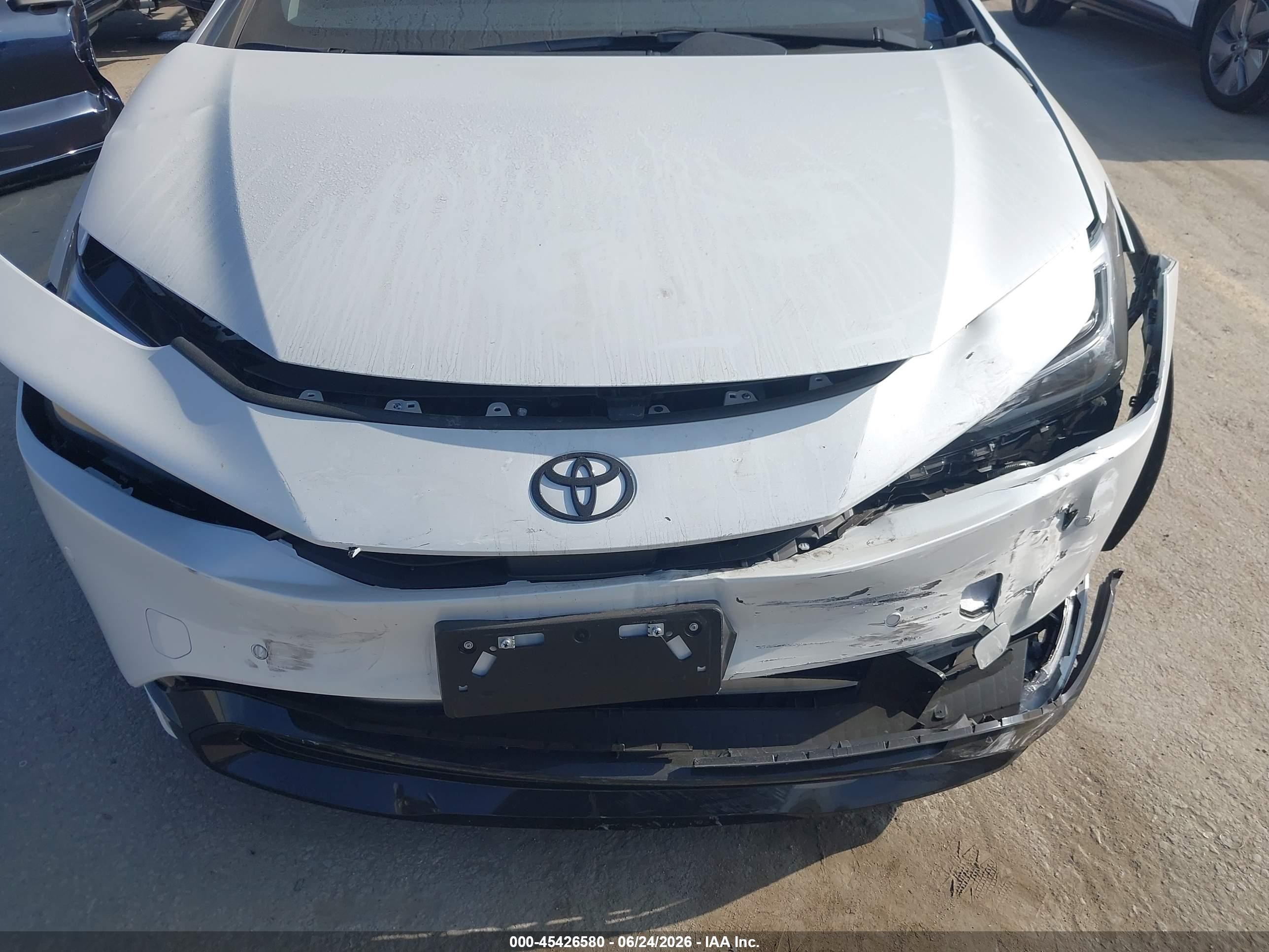 2026 Toyota Prius VIN JTDACACU5T3071553 IAAI salvage auction — Front End, Salvage (California), sold $14,100 on 2026-08-30 (photo 6)