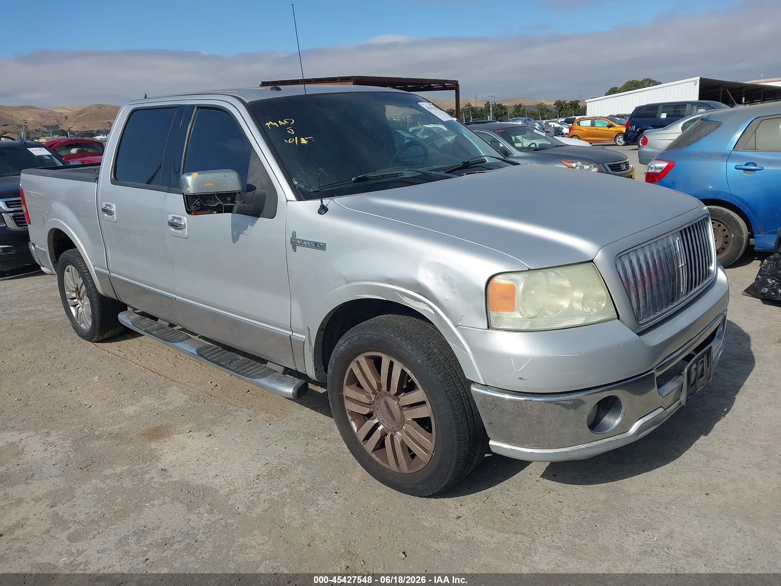 2006 Lincoln Mark Series VIN 5LTPW16526FJ22383 — IAAI salvage auction photo