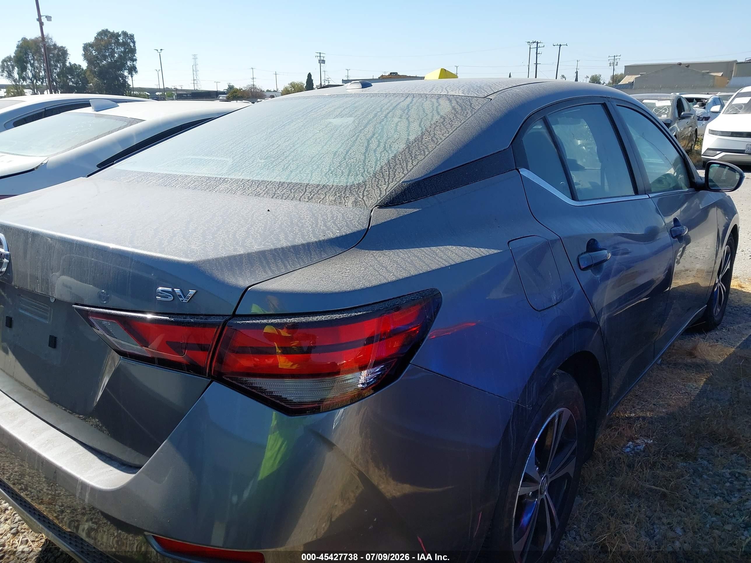 2023 Nissan Sentra VIN 3N1AB8CV5PY284460 IAAI salvage auction — Unknown, Salvage Certificate (California), sold $3,550 on 2026-07-12 (photo 4)