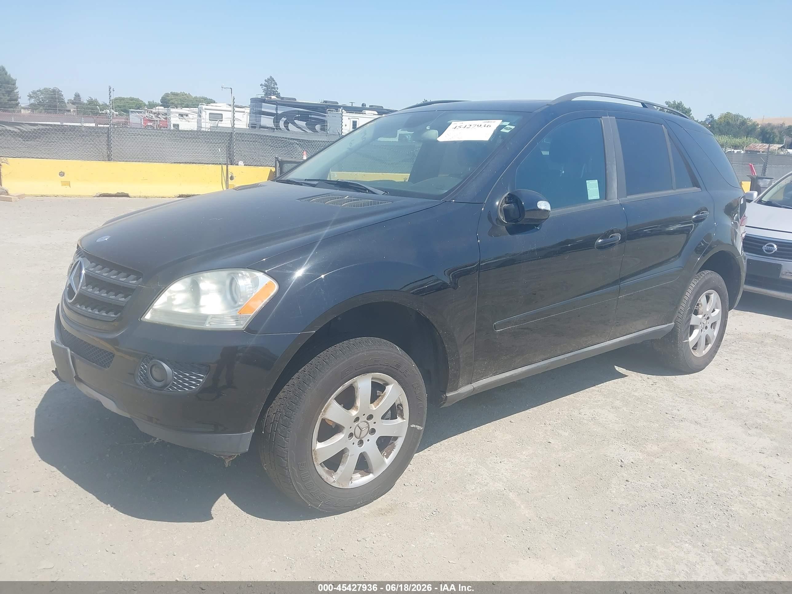 2006 Mercedes-Benz ML-Class VIN 4JGBB86E66A005254 IAAI salvage auction — Normal Wear, Clear - Dealer Only (California), sold $475 on 2026-07-02 (photo 2)