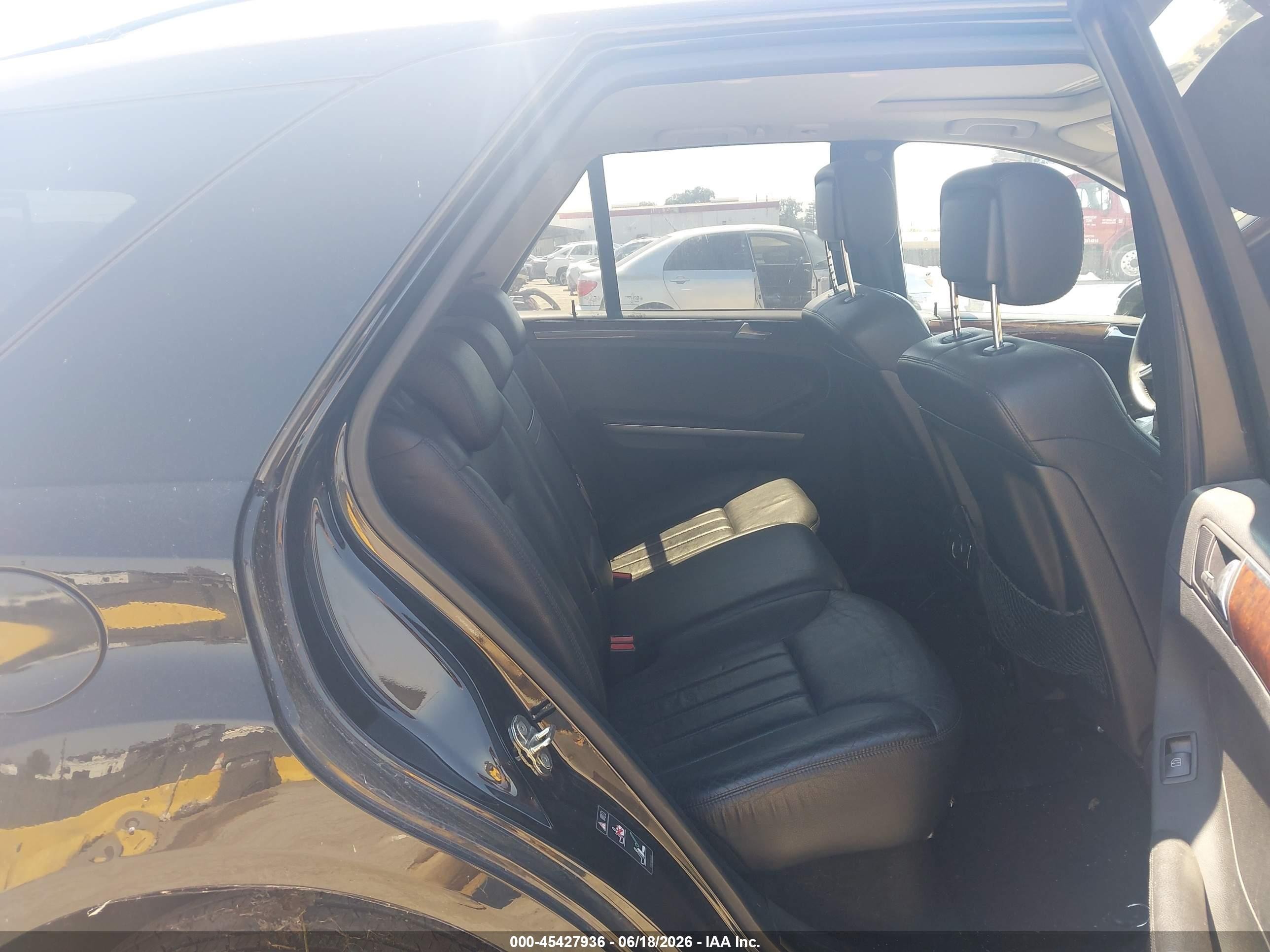 2006 Mercedes-Benz ML-Class VIN 4JGBB86E66A005254 IAAI salvage auction — Normal Wear, Clear - Dealer Only (California), sold $475 on 2026-07-02 (photo 8)