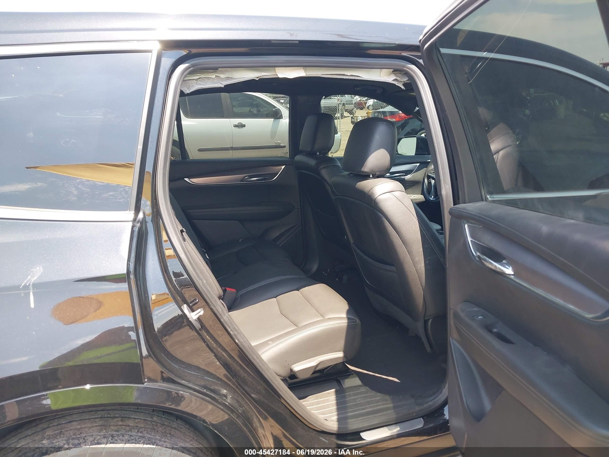 2023 Cadillac XT6 VIN 1GYKPAR40PZ182394 IAAI salvage auction — Front End, Original (Texas), sold $14,600 on 2026-09-13 (photo 5)