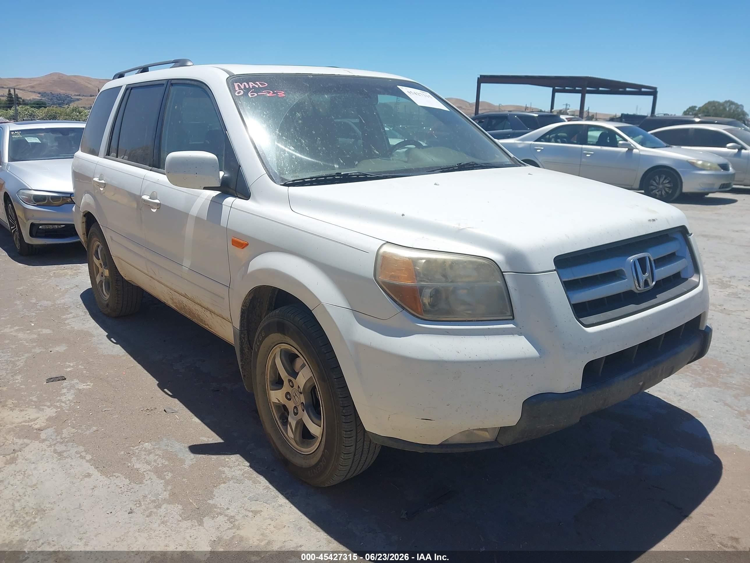 2008 Honda Pilot VIN 5FNYF28668B024242 IAAI salvage auction — Normal Wear, Clear - Dealer Only (California), sold $350 on 2026-07-02 (photo 1)
