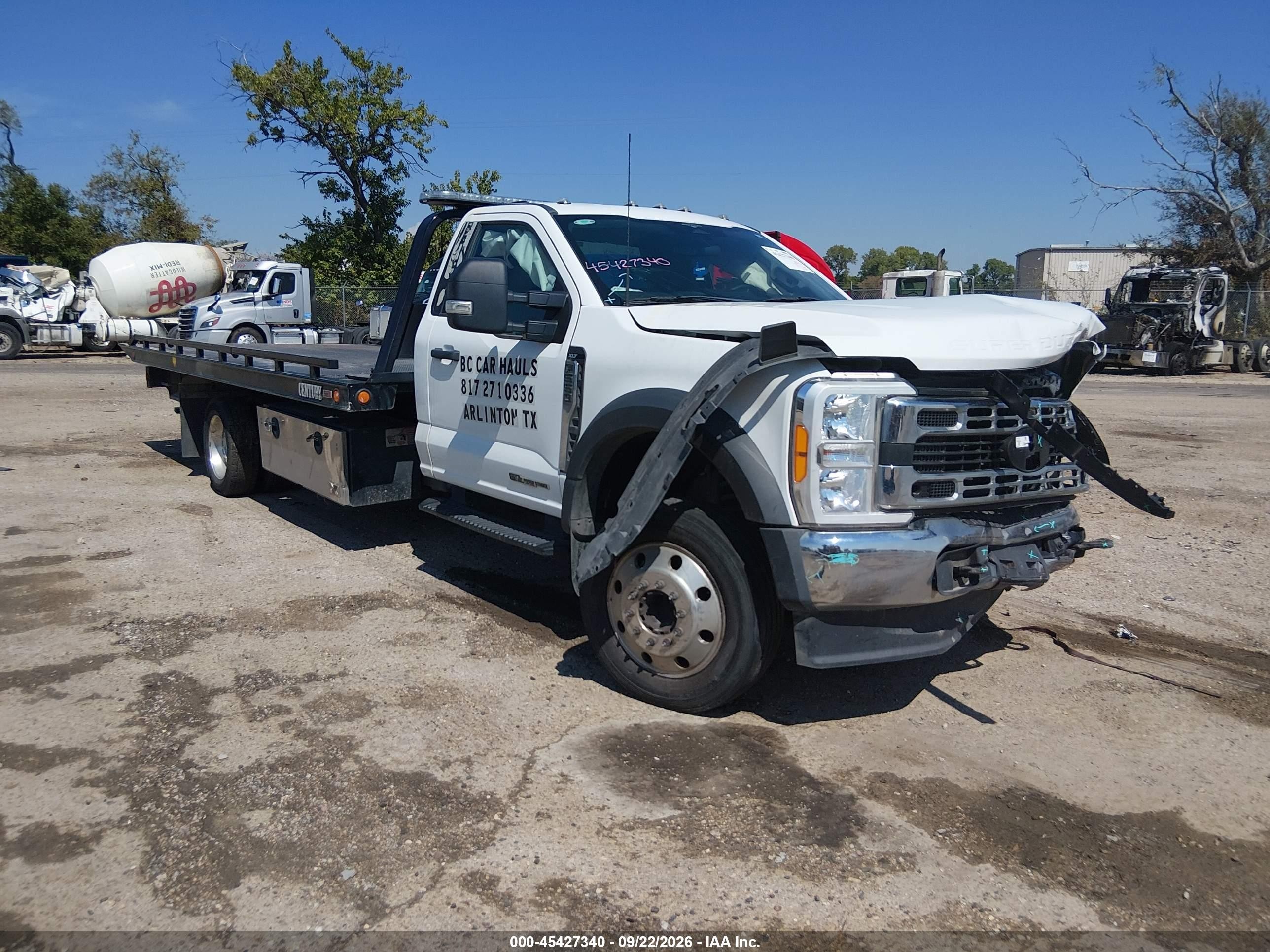 2023 Ford F-550 Chassis VIN 1FDUF5GT0PDA03752 — IAAI salvage auction photo