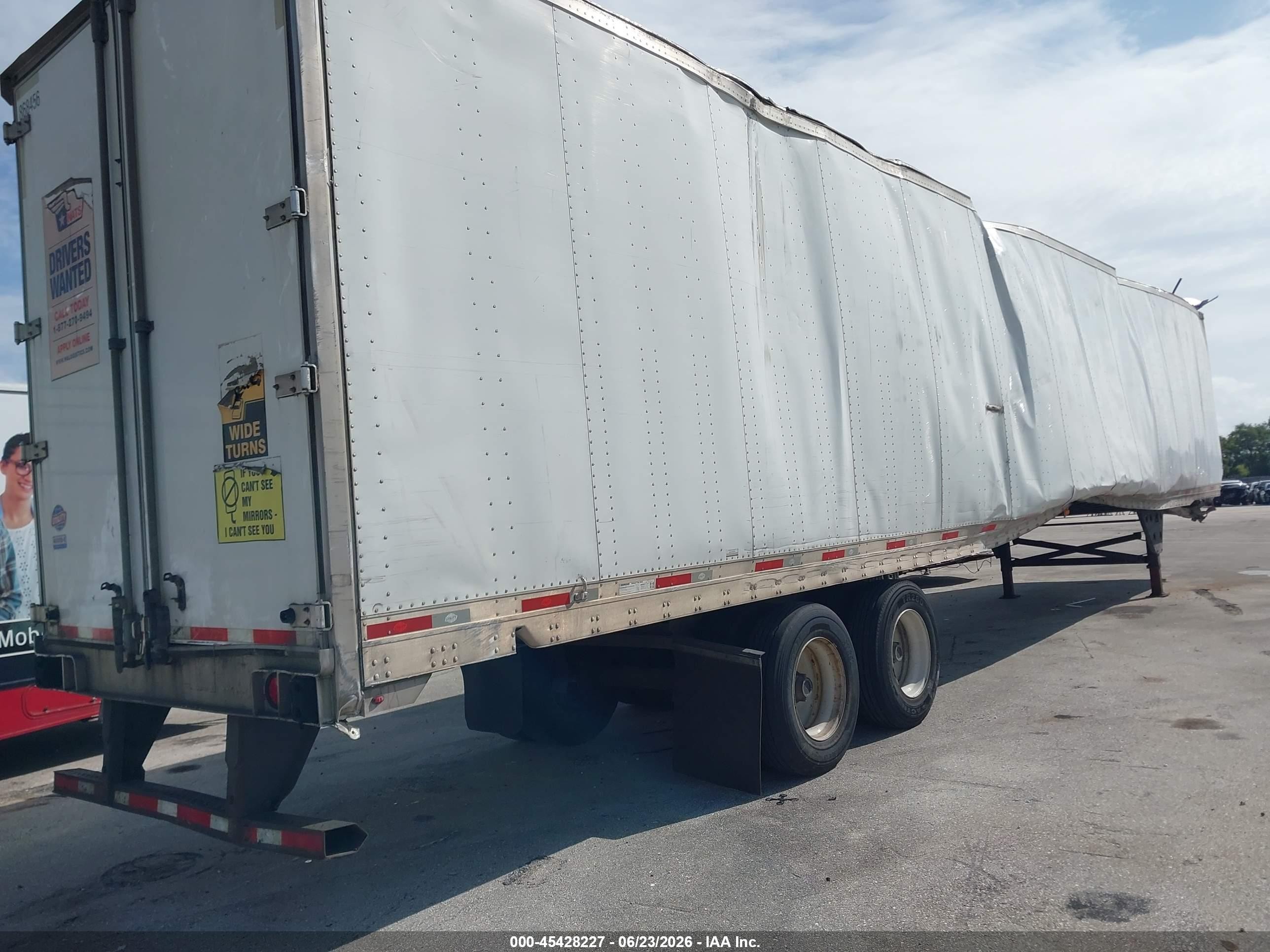 2020 Utility Trailer Mfg Utility Trailer Mfg VIN 1UYVS2538L7802811 IAAI salvage auction — All Over, Certificate Of Destruction (Florida), sold $25 on 2026-10-07 (photo 4)