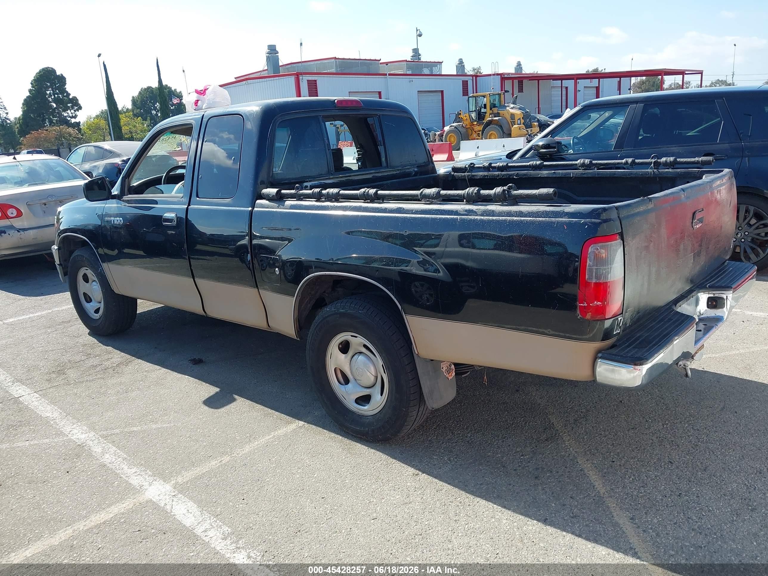 1996 Toyota T100 VIN JT4TN12D0T0016000 IAAI salvage auction — Normal Wear, Clear - Dealer Only (California), sold $400 on 2026-07-02 (photo 3)