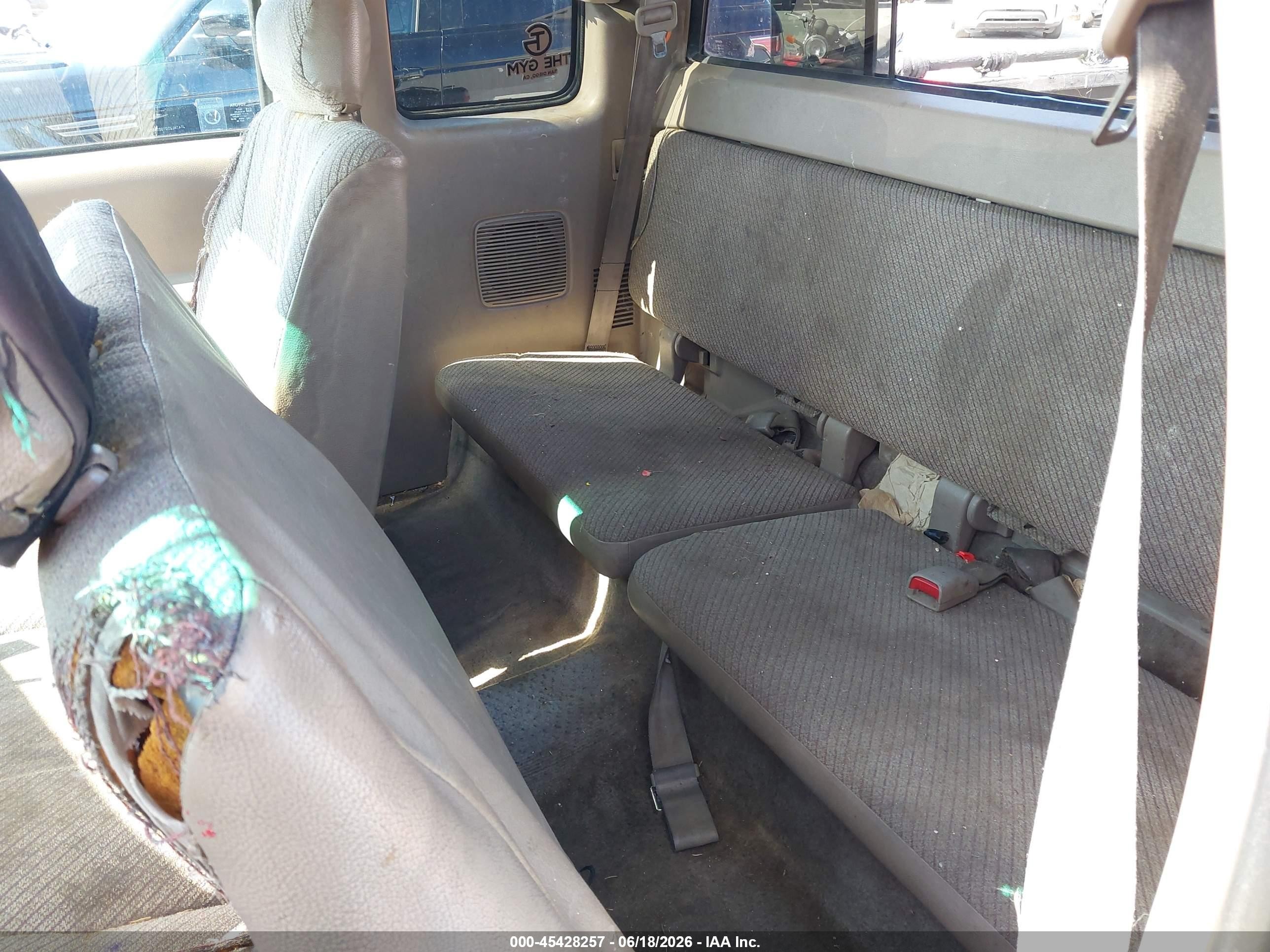 1996 Toyota T100 VIN JT4TN12D0T0016000 IAAI salvage auction — Normal Wear, Clear - Dealer Only (California), sold $400 on 2026-07-02 (photo 8)