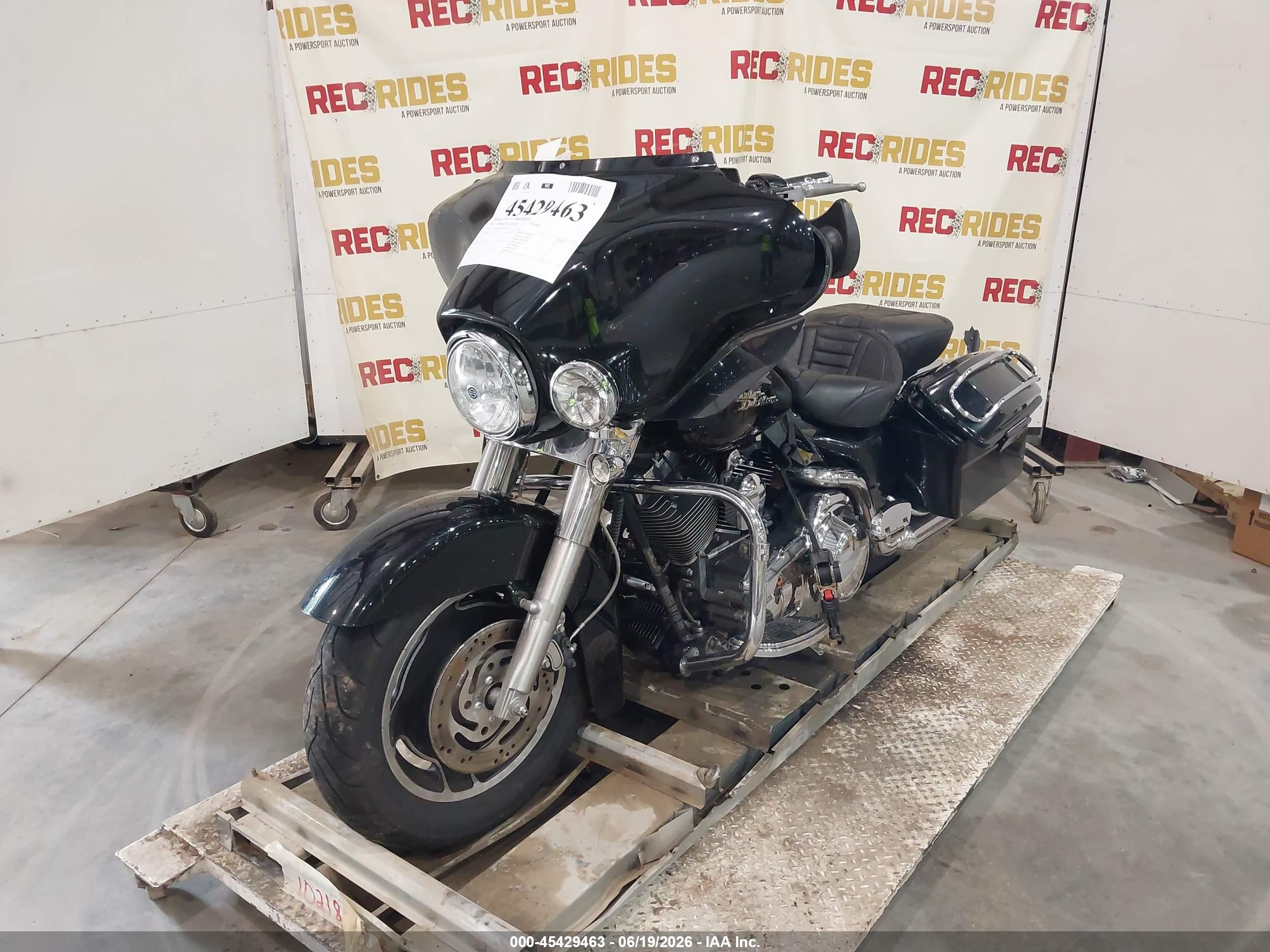 2007 Harley-davidson Flhx VIN 1HD1KB4107Y669778 IAAI salvage auction — Side, Salvage (Georgia), sold $550 on 2026-09-03 (photo 2)