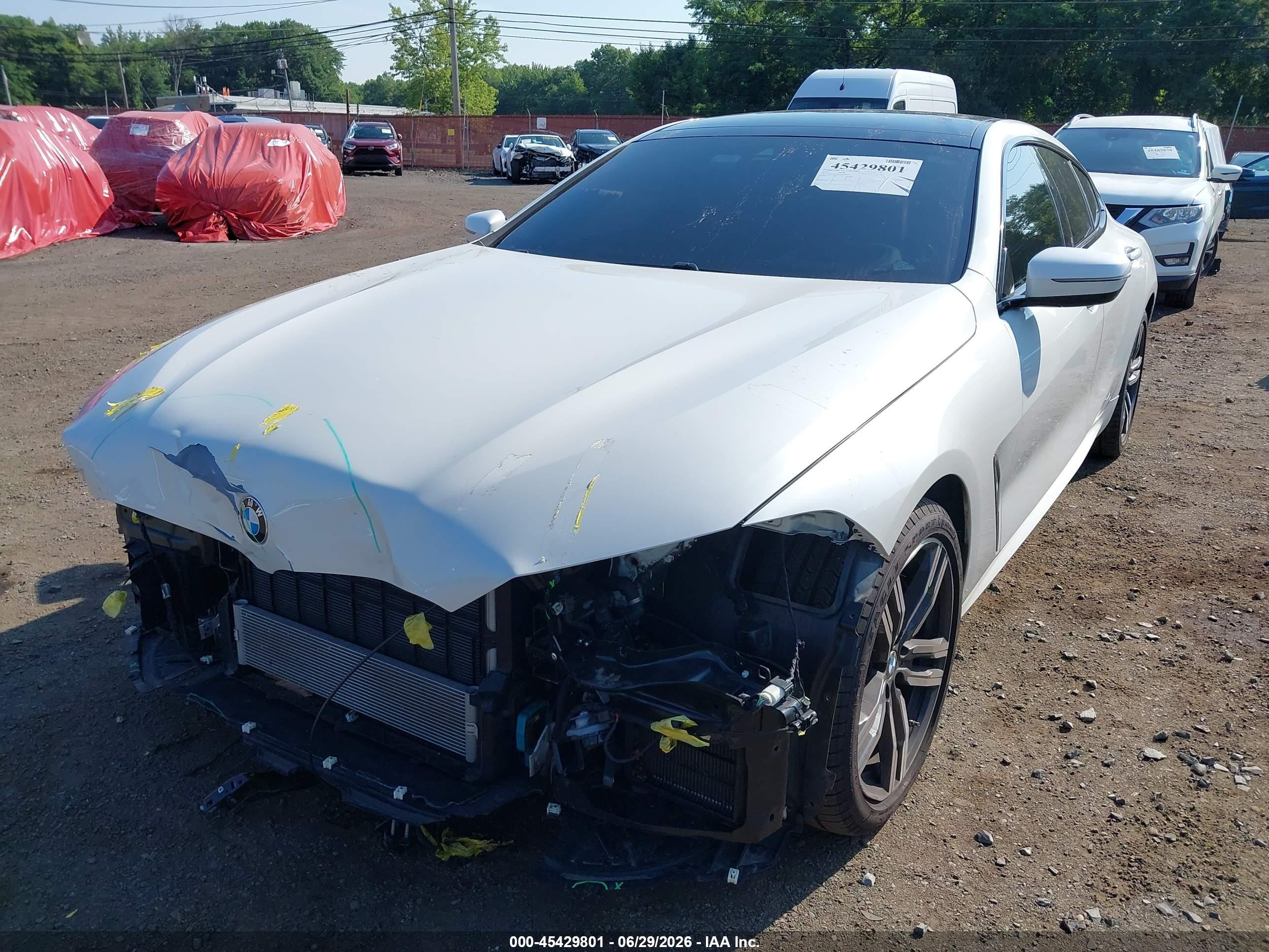 2022 BMW 8er VIN WBAGV4C08NCG91089 IAAI salvage auction — Front End, Salvage (New Jersey), sold $22,100 on 2026-08-15 (photo 6)