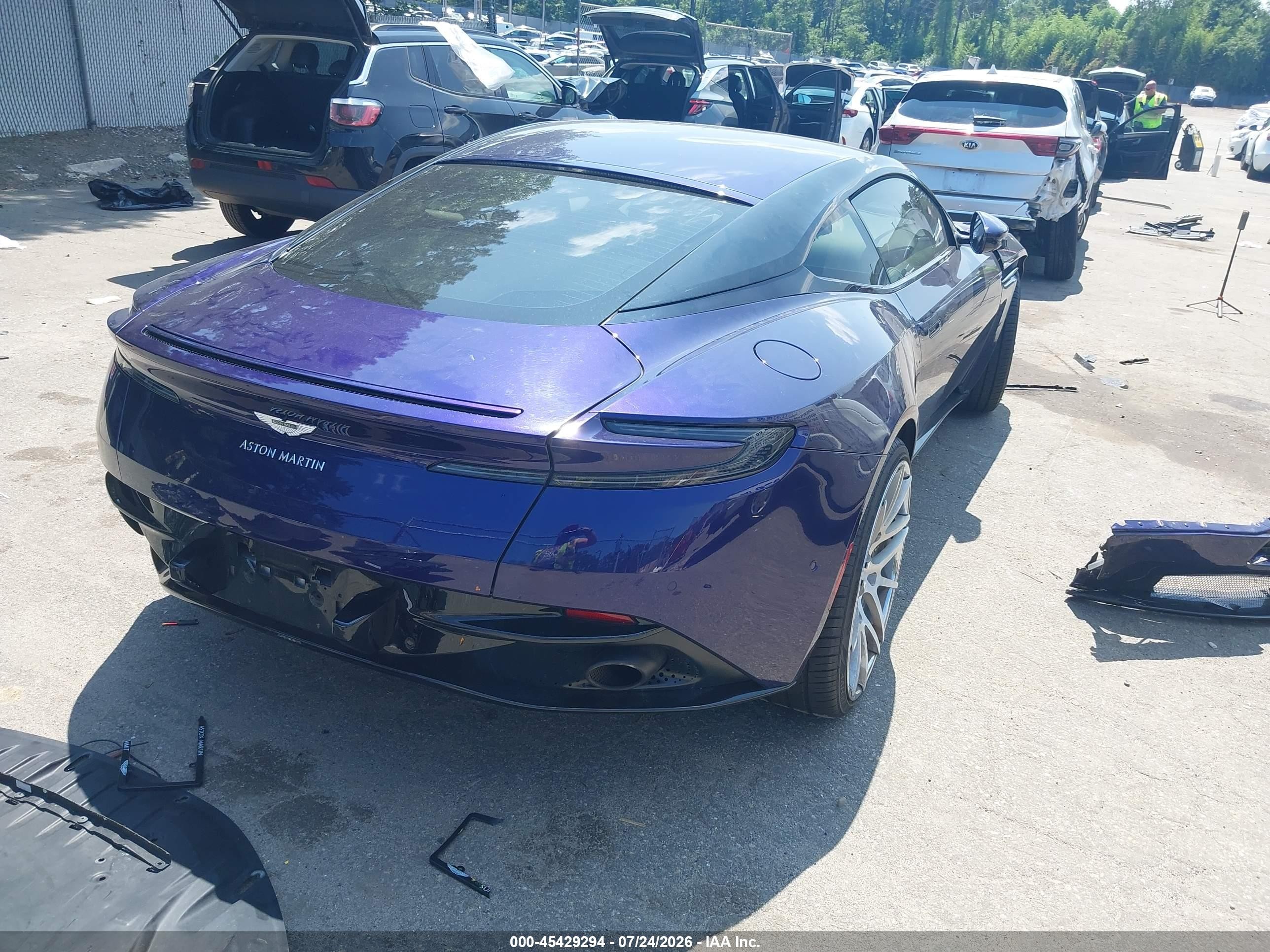 2020 Aston martin Db11 VIN SCFRMFAW6LGL08501 IAAI salvage auction — Front End, Mv-907A (New York), sold $43,000 on 2026-09-14 (photo 4)