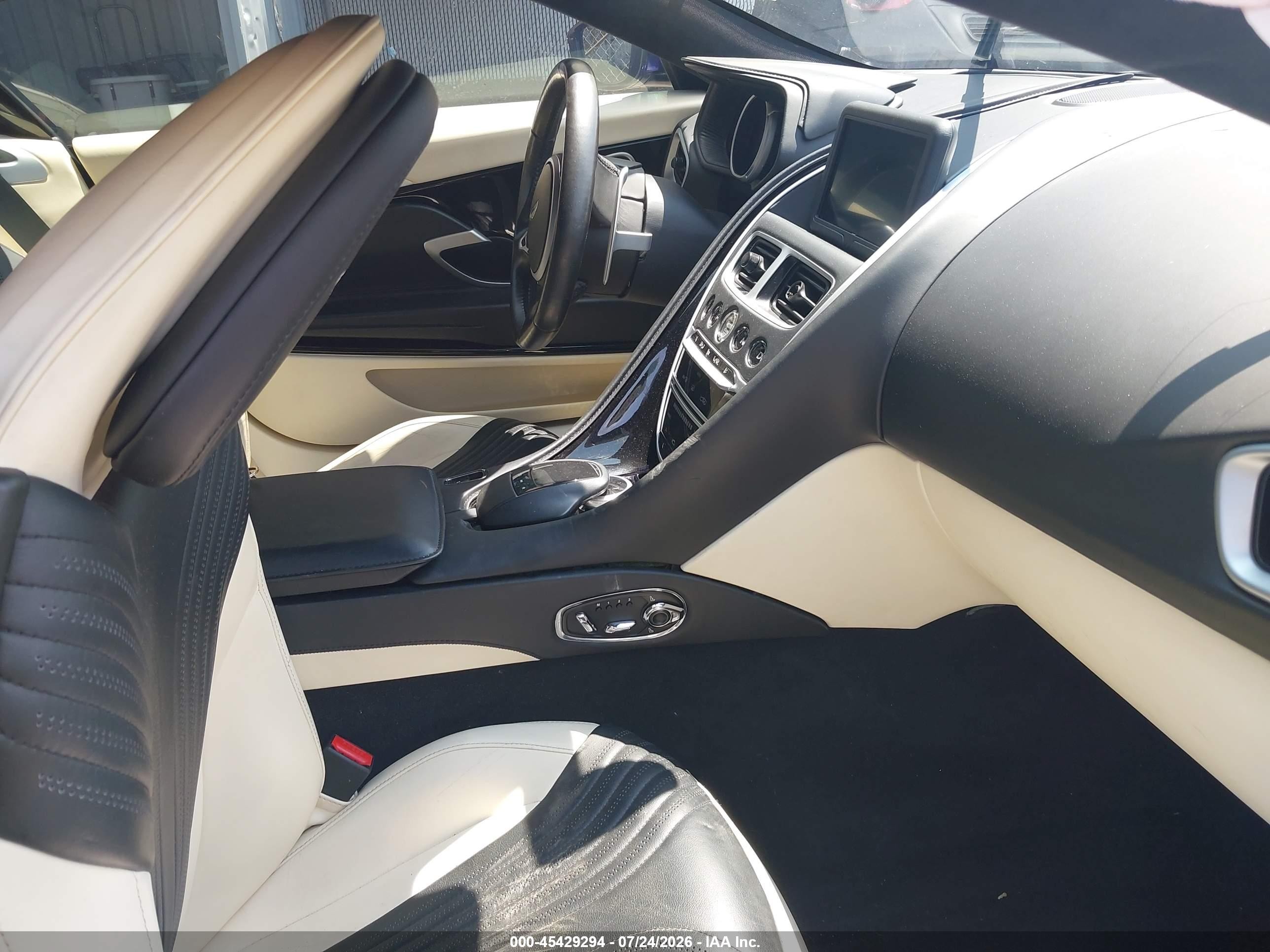 2020 Aston martin Db11 VIN SCFRMFAW6LGL08501 IAAI salvage auction — Front End, Mv-907A (New York), sold $43,000 on 2026-09-14 (photo 5)