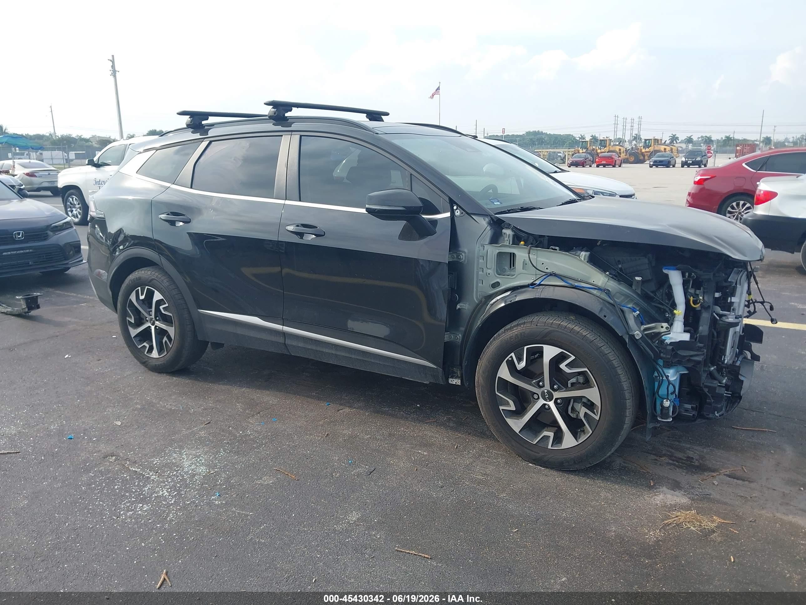 2024 Kia Sportage Hybrid VIN KNDPVCDGXR7165941 — IAAI salvage auction photo