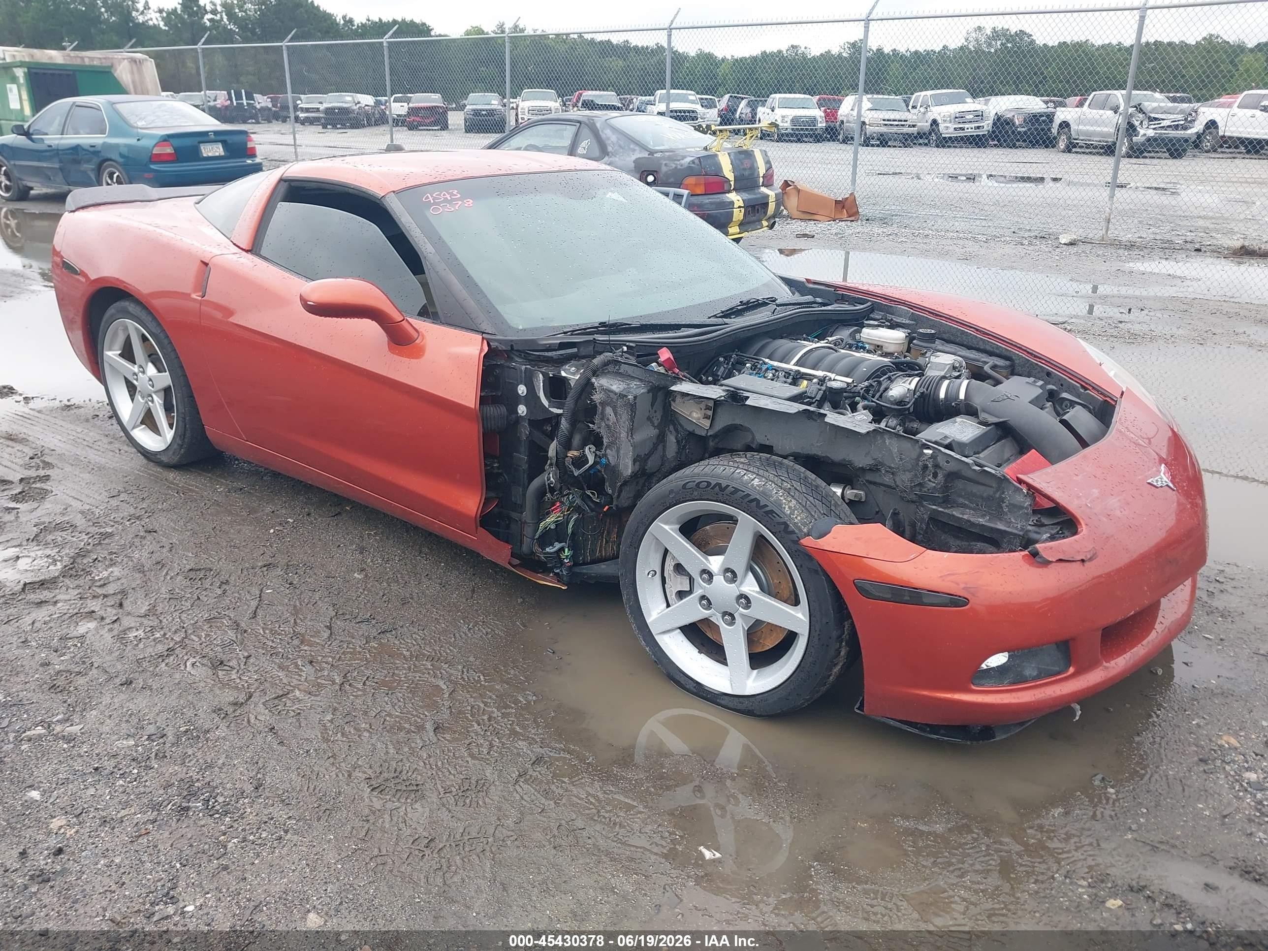 2005 Chevrolet Corvette VIN 1G1YY24U455115594 — IAAI salvage auction photo