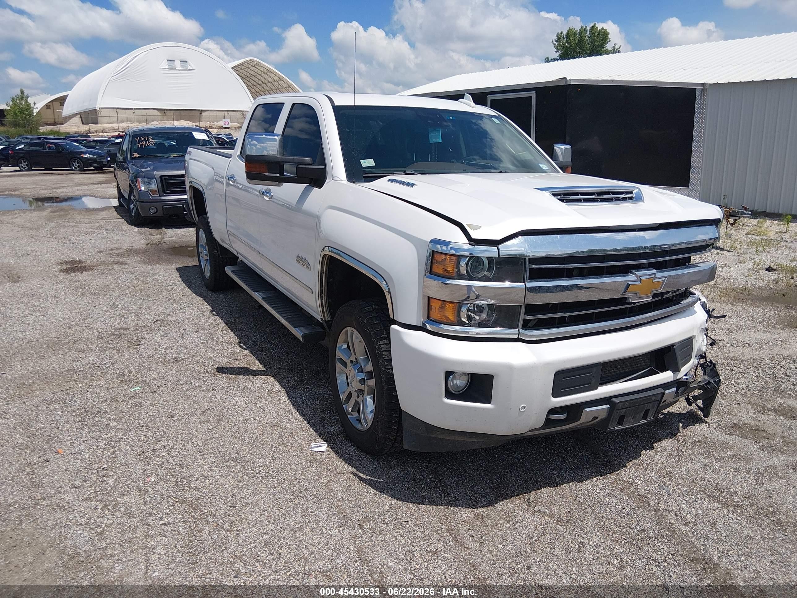 2018 Chevrolet Silverado 2500 VIN 1GC1KXEY9JF288525 — IAAI salvage auction photo