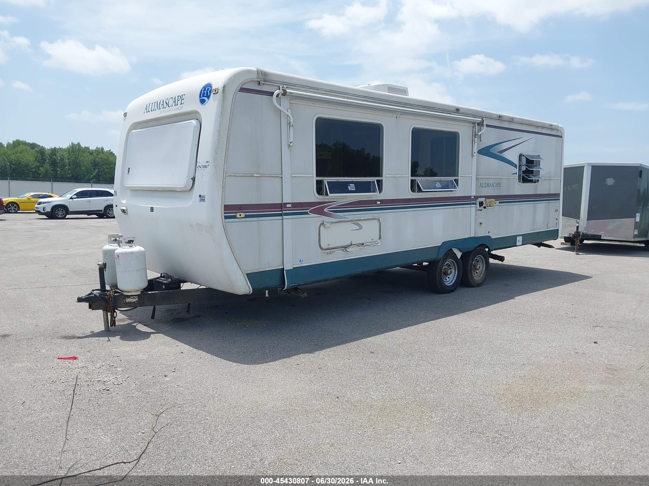 2001 Holiday Rambler Other VIN 1KB131G291E124562 IAAI salvage auction — Water/Flood, Salvage (Indiana), sold $325 on 2026-09-17 (photo 2)