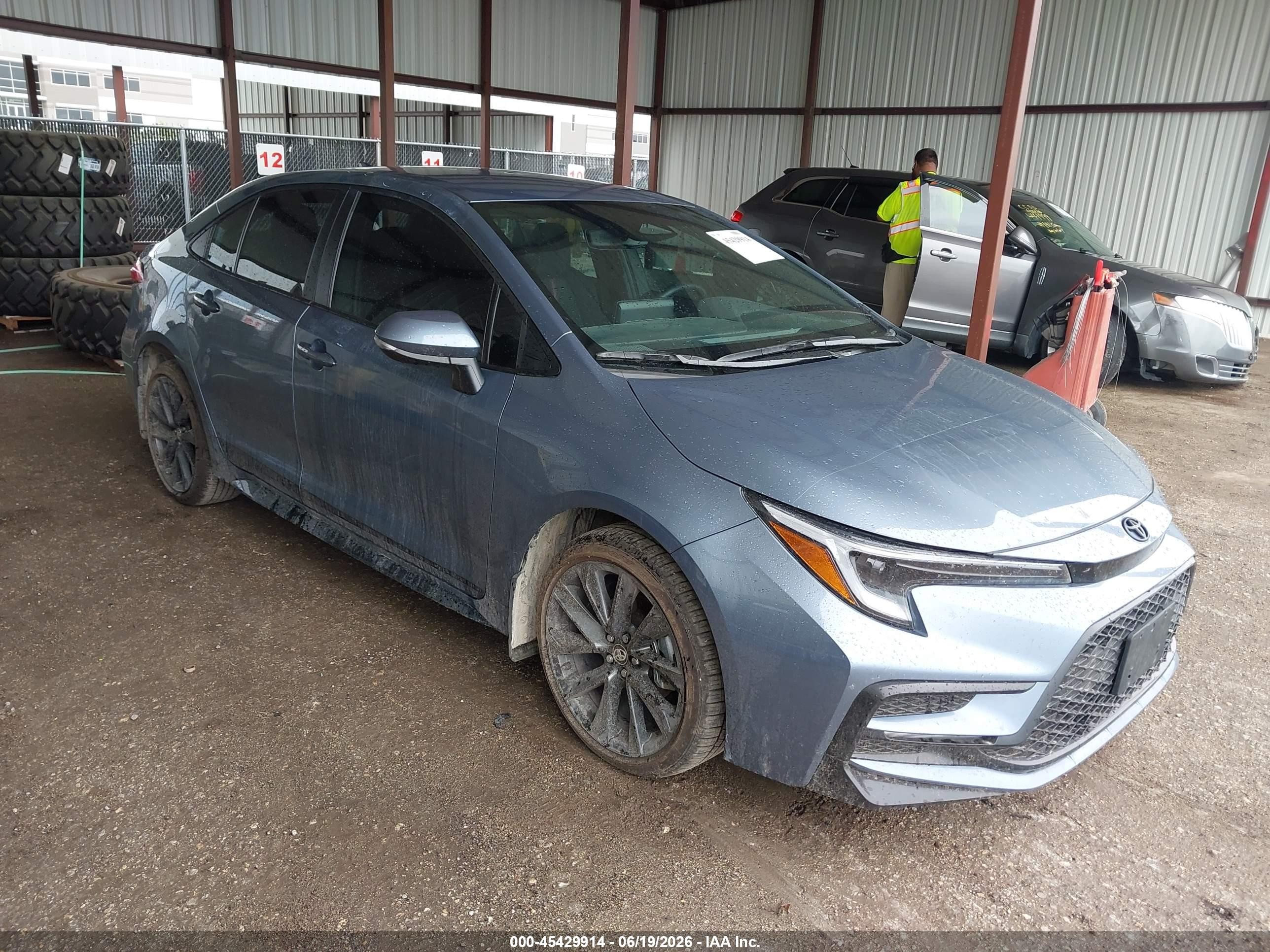 2026 Toyota Corolla VIN 5YFS4MCE7TP272597 — IAAI salvage auction photo