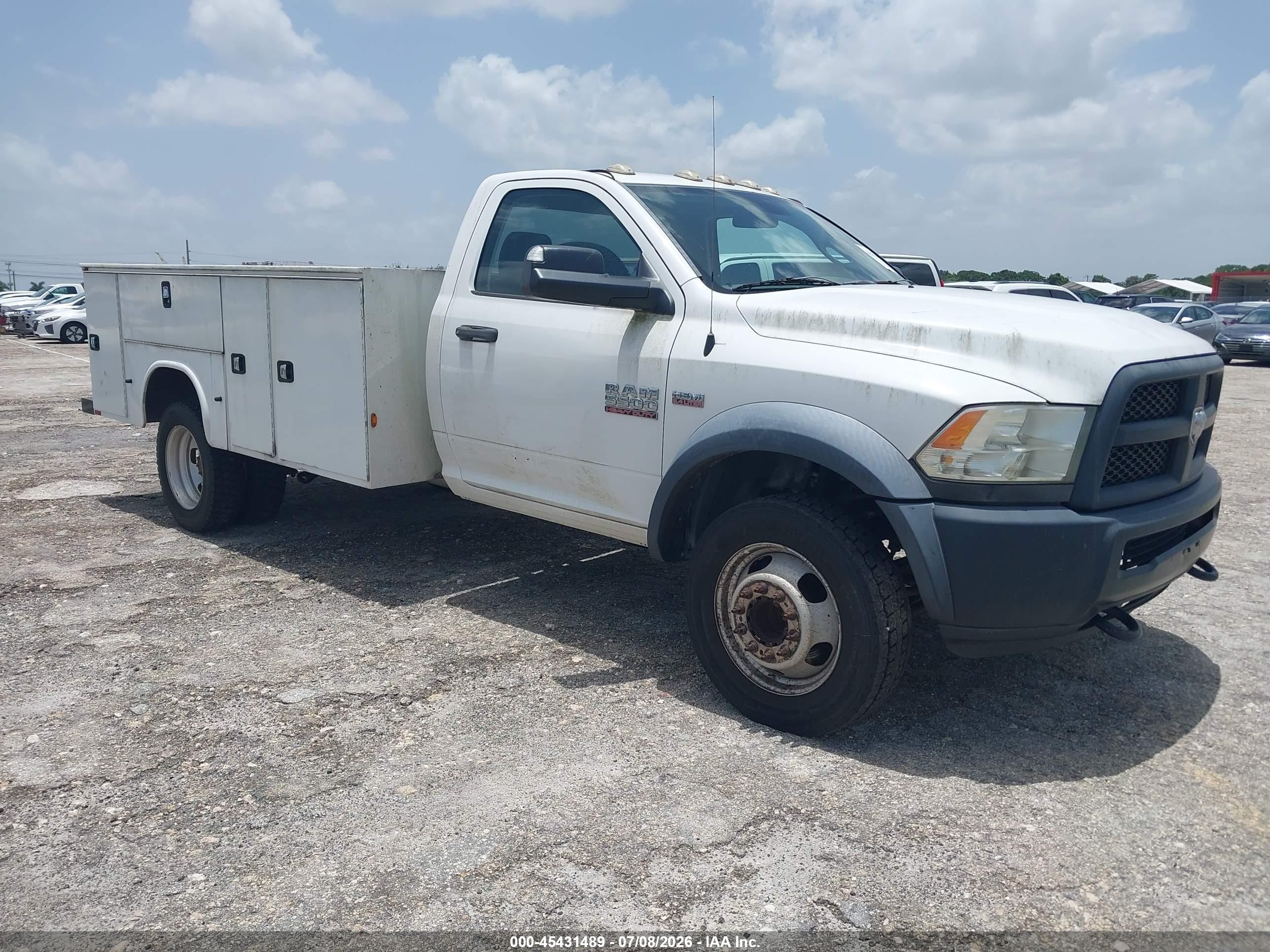 2015 Ram 5500 VIN 3C7WRNBJ3FG544860 — IAAI salvage auction photo